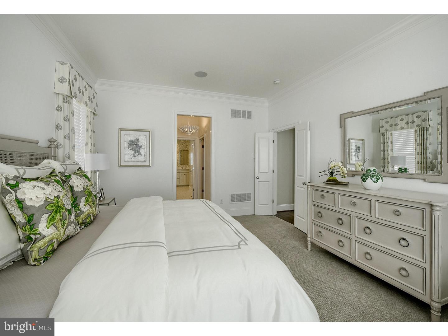 CHAPEL HILL - Residential