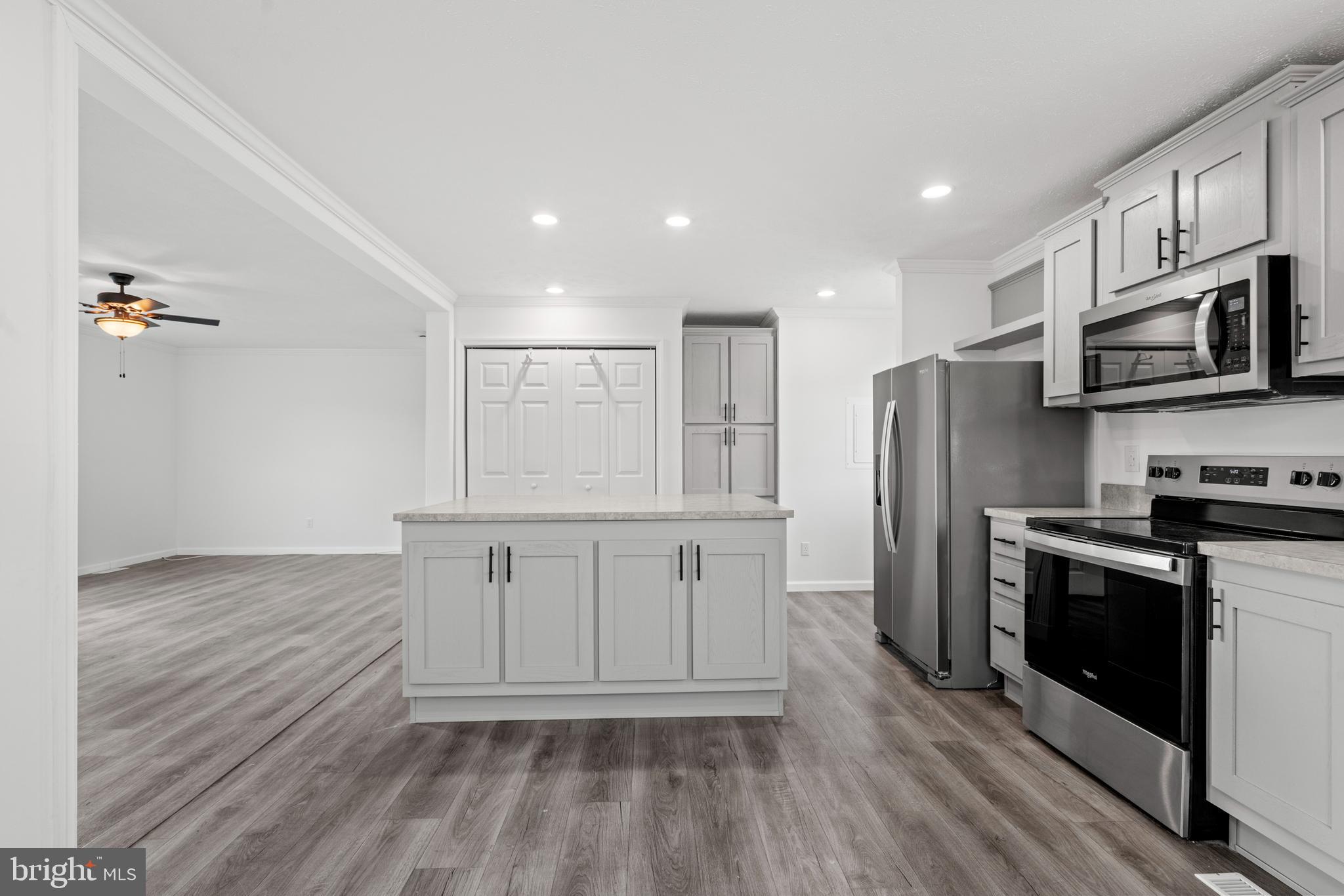 RIDGEVIEW - Residential