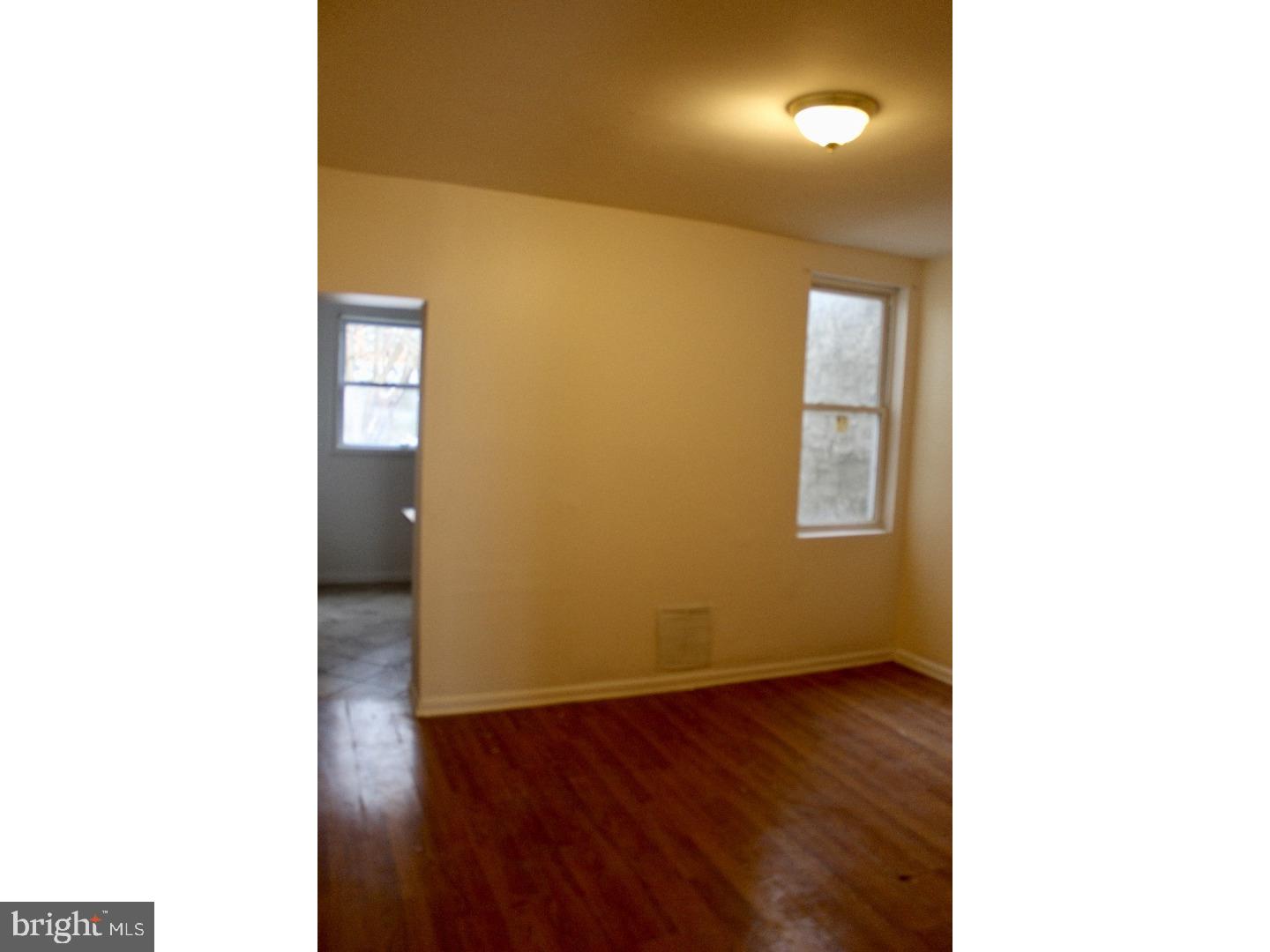 KENSINGTON - Residential Lease