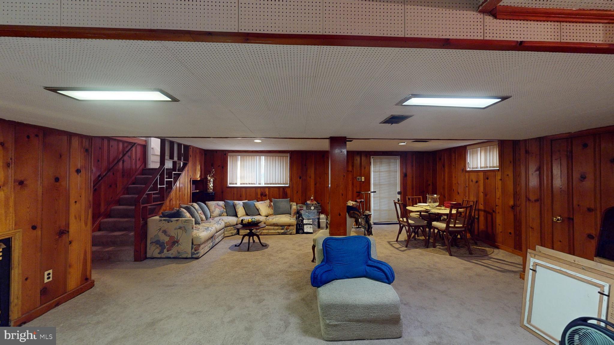 CARROLL KNOLLS - Residential