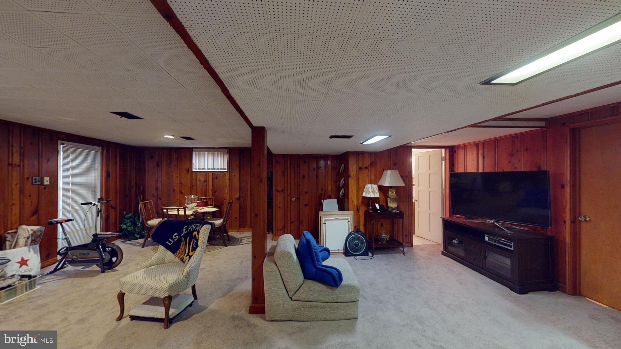 CARROLL KNOLLS - Residential