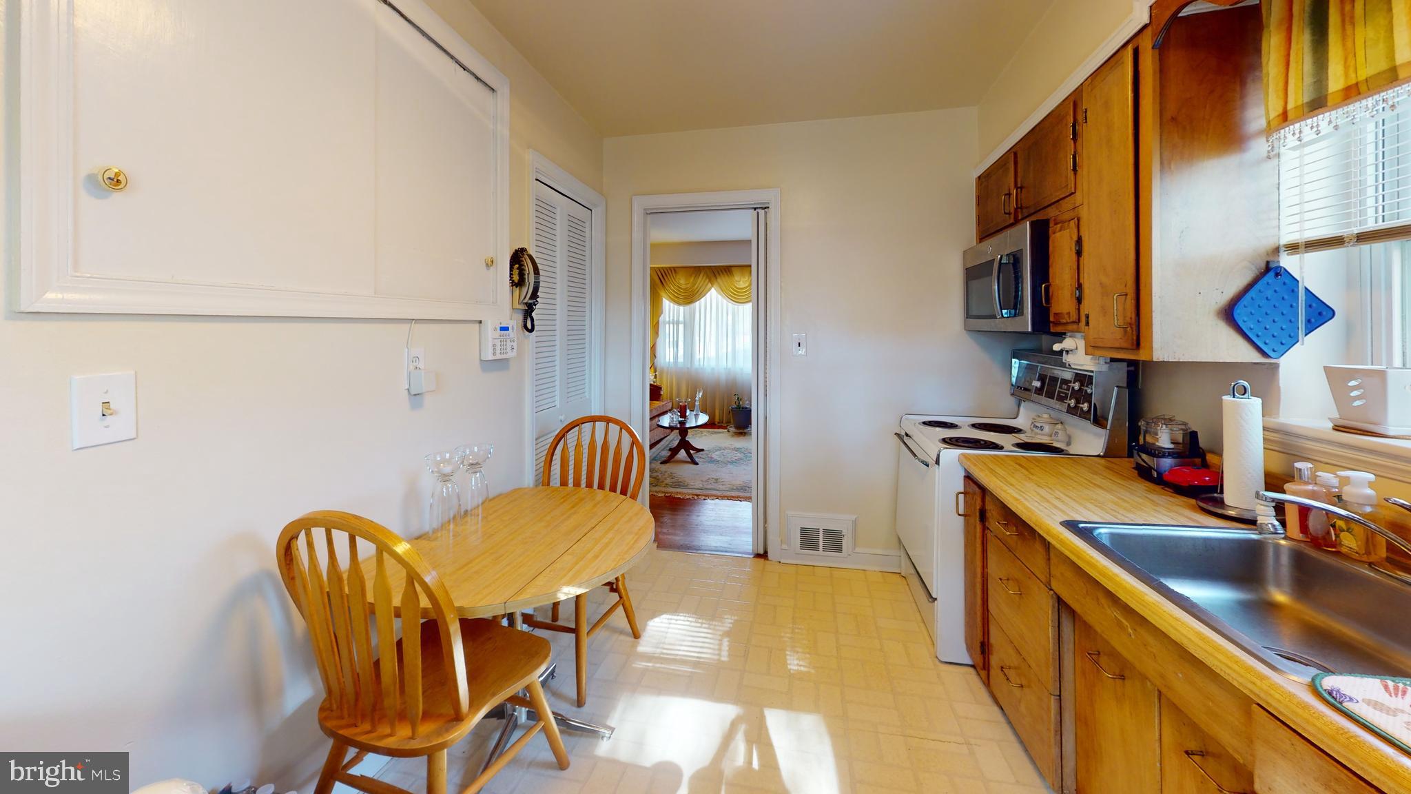 CARROLL KNOLLS - Residential