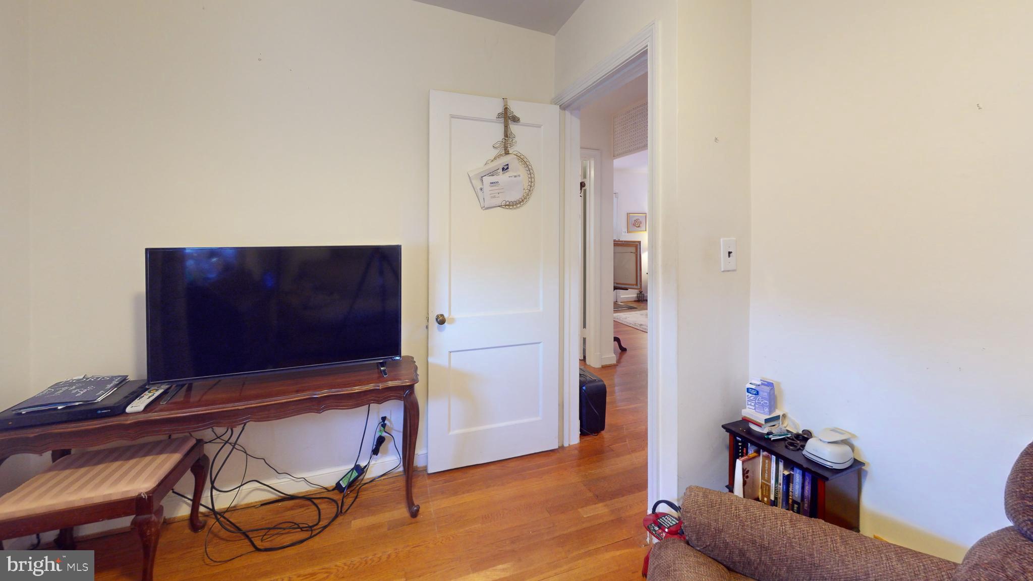 CARROLL KNOLLS - Residential