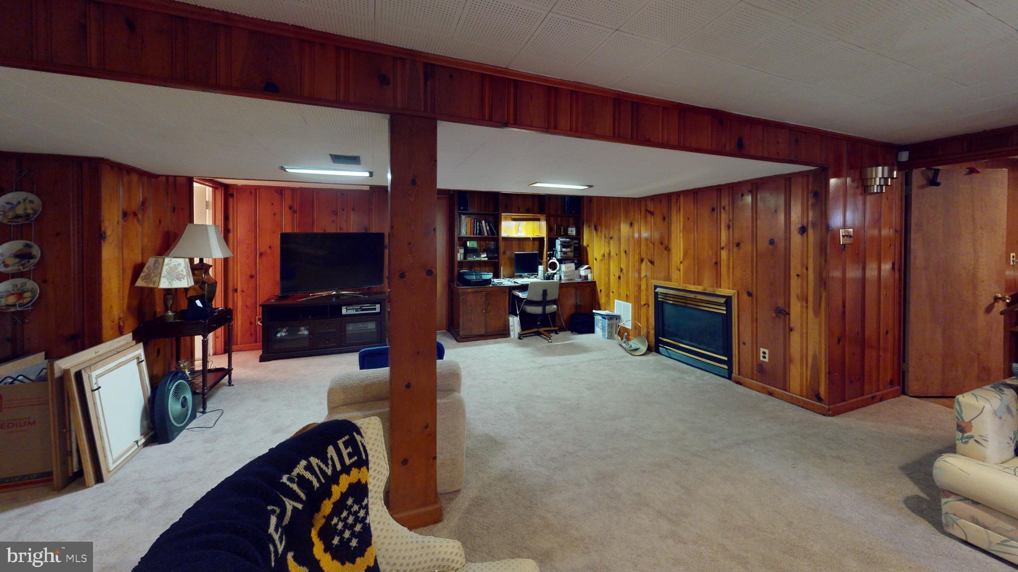 CARROLL KNOLLS - Residential