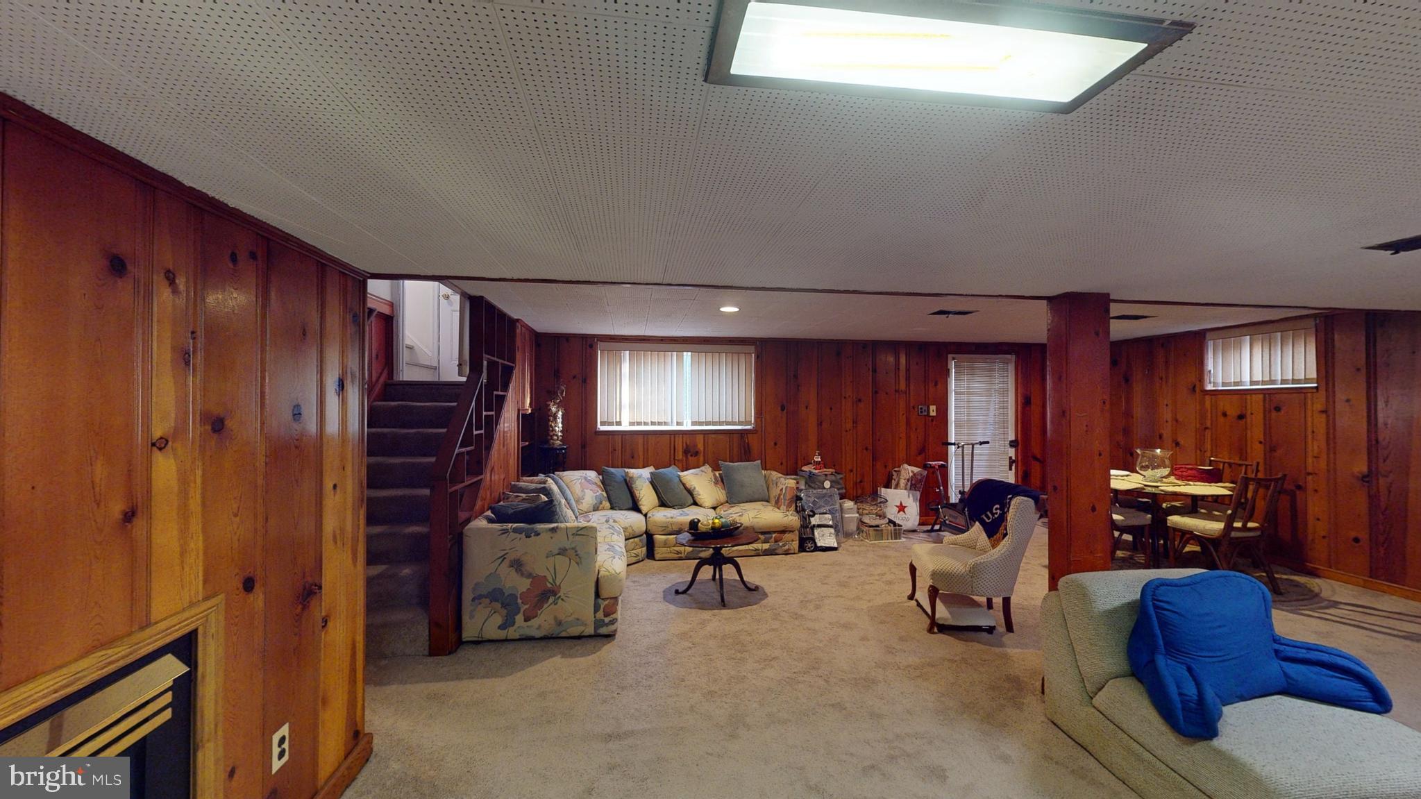 CARROLL KNOLLS - Residential