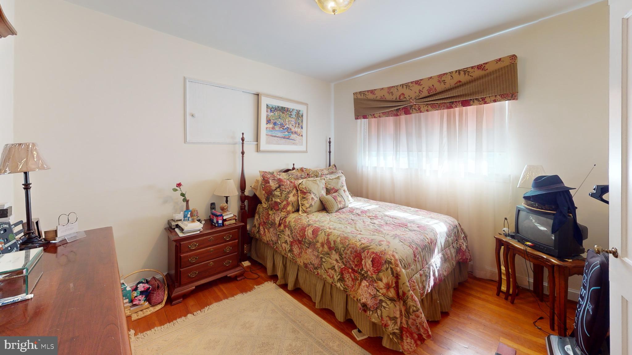 CARROLL KNOLLS - Residential