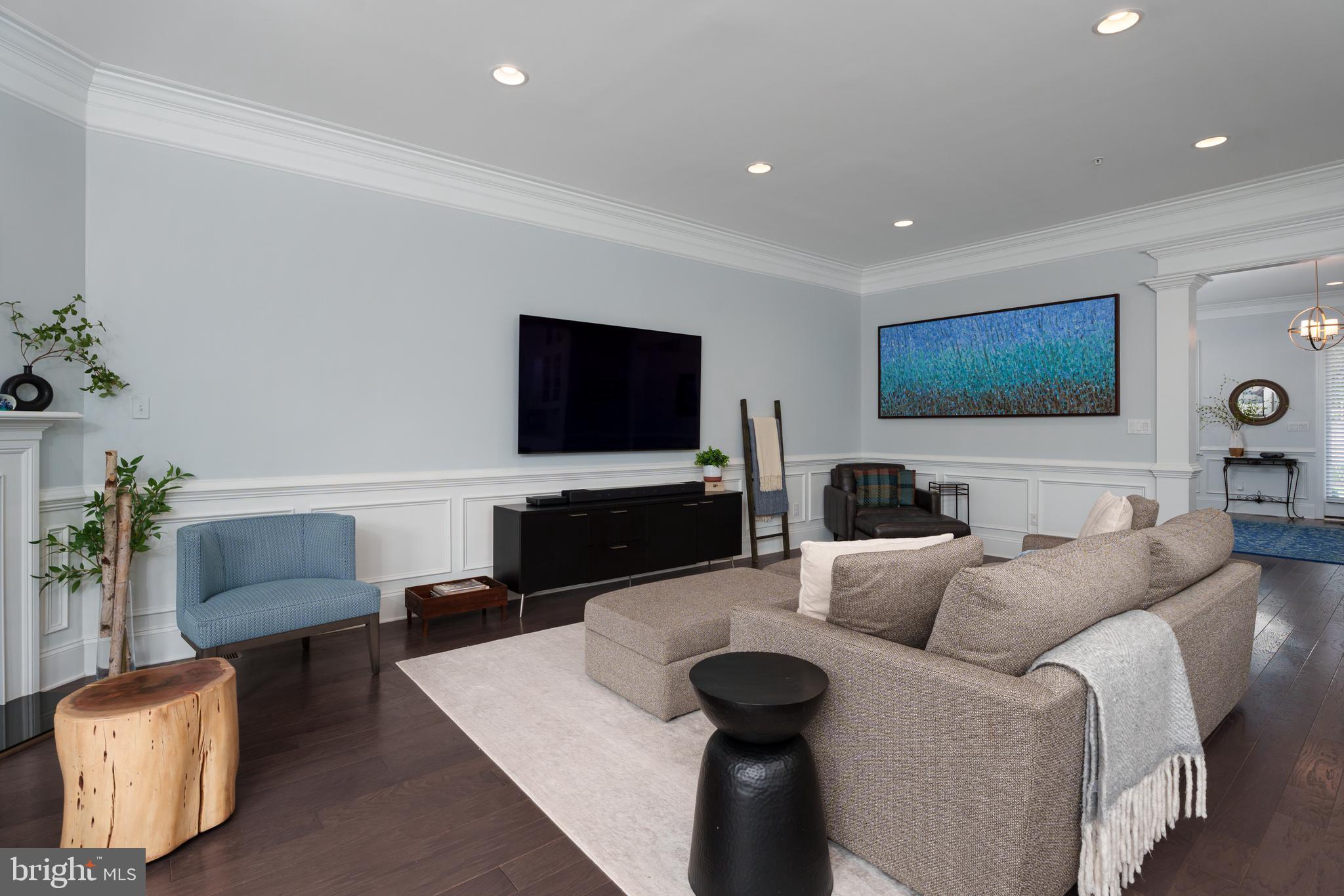 YARDLEY WALK - Residential