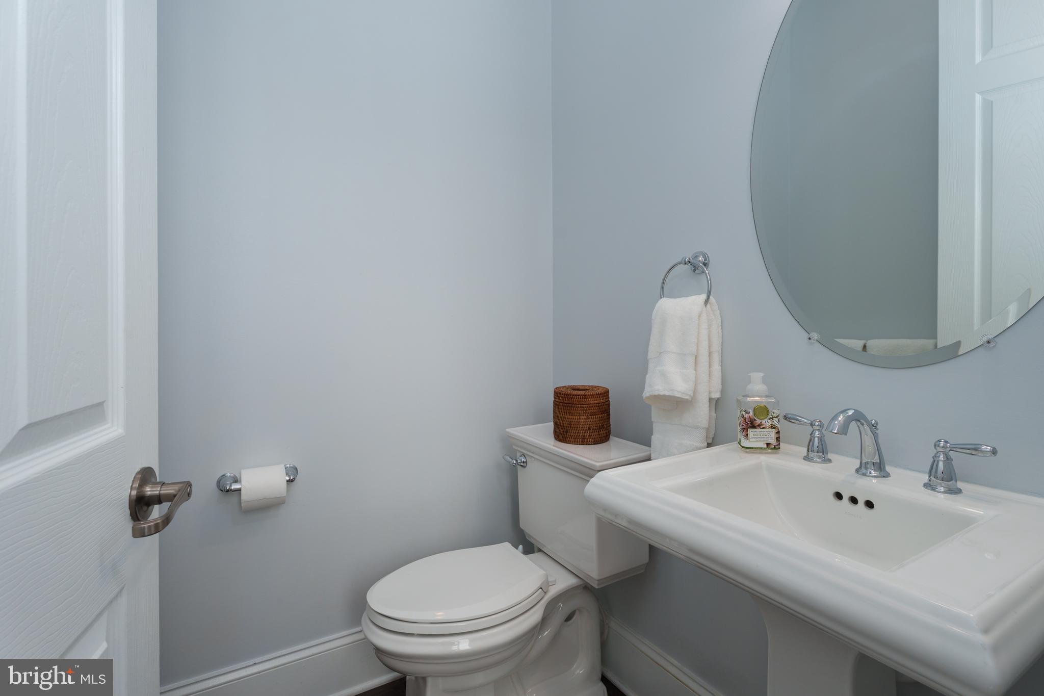 YARDLEY WALK - Residential