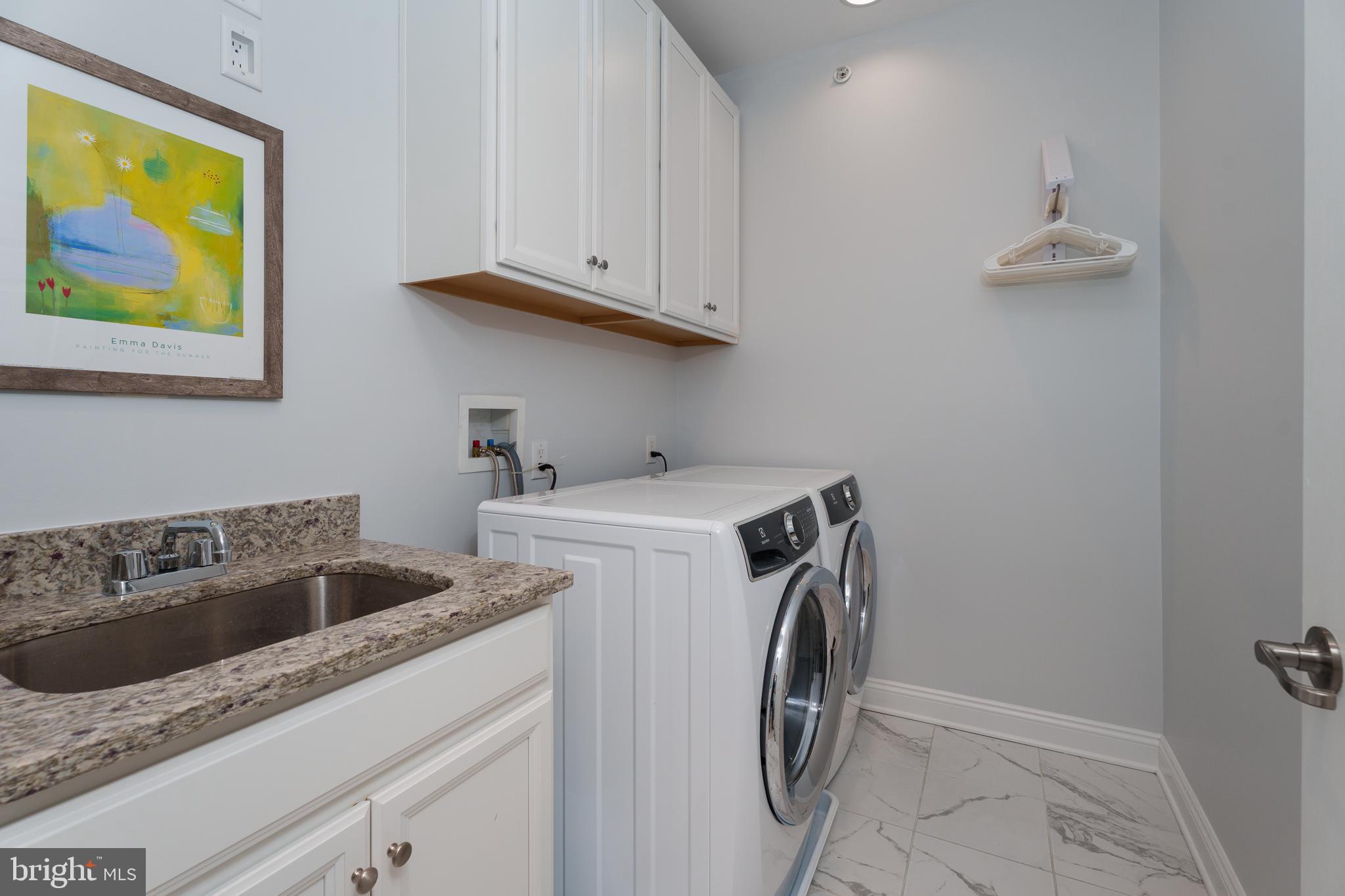 YARDLEY WALK - Residential