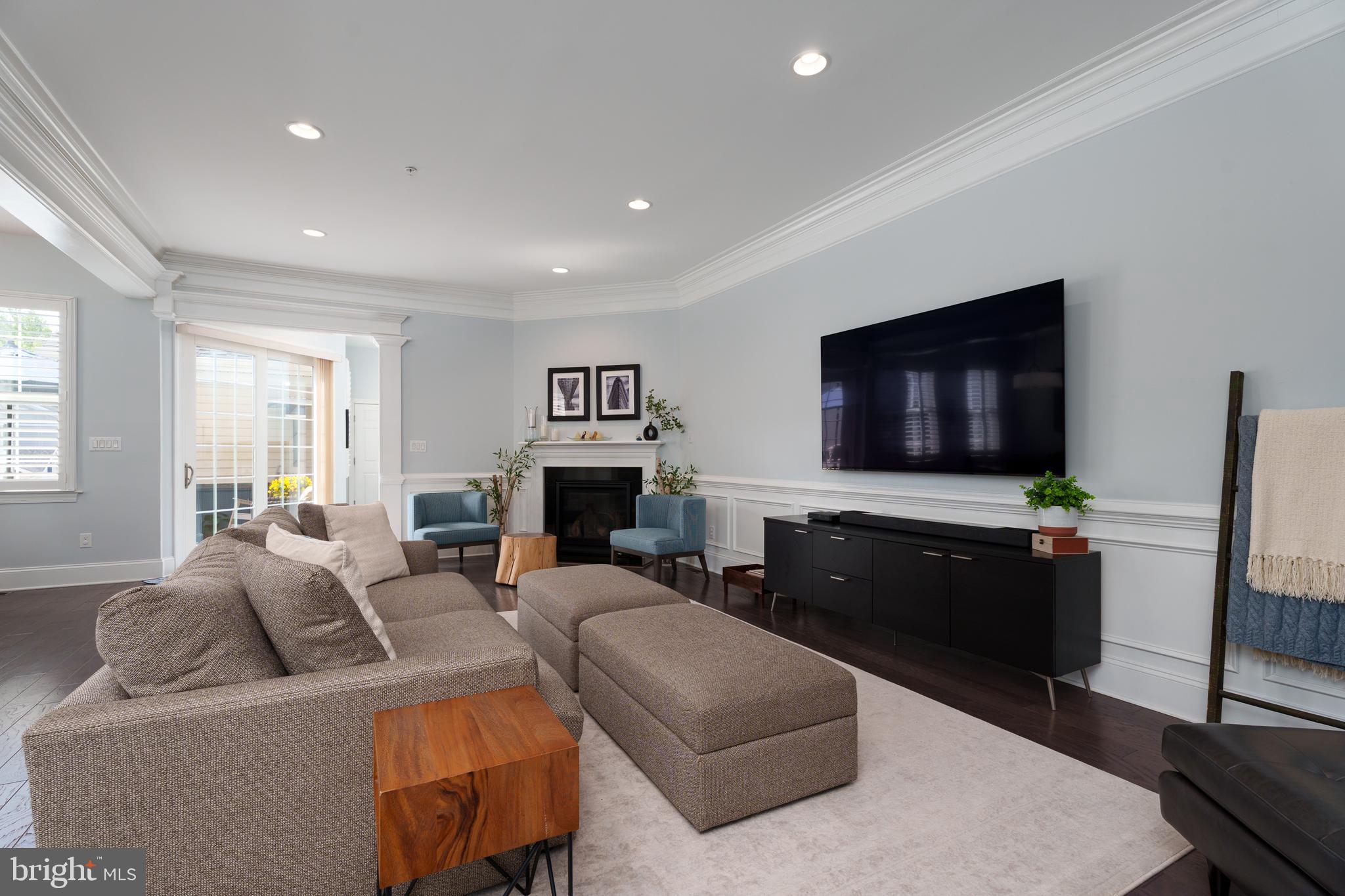 YARDLEY WALK - Residential