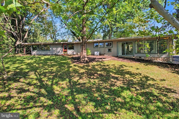 4300 MEADOWCREST RD, HARRISBURG, PA 17112 - Image 5b4e2e31b6f53df8aae3be7d25b698c4/1782085581