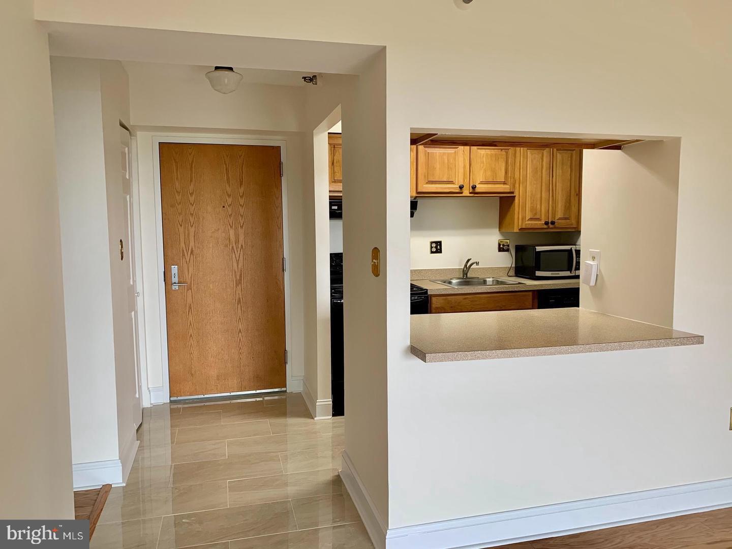 ENCORE OF MCLEAN - Residential Lease