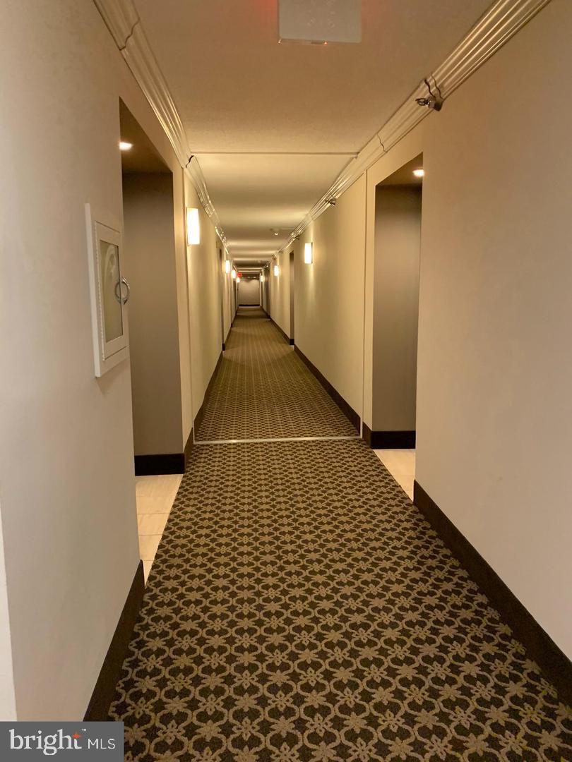 ENCORE OF MCLEAN - Residential Lease