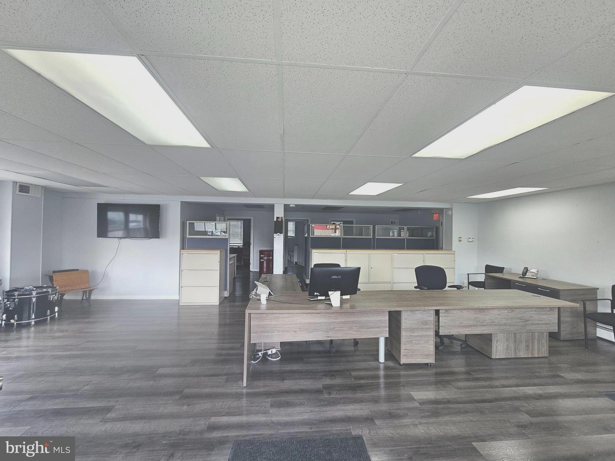 127 N BLACK HORSE PIKE