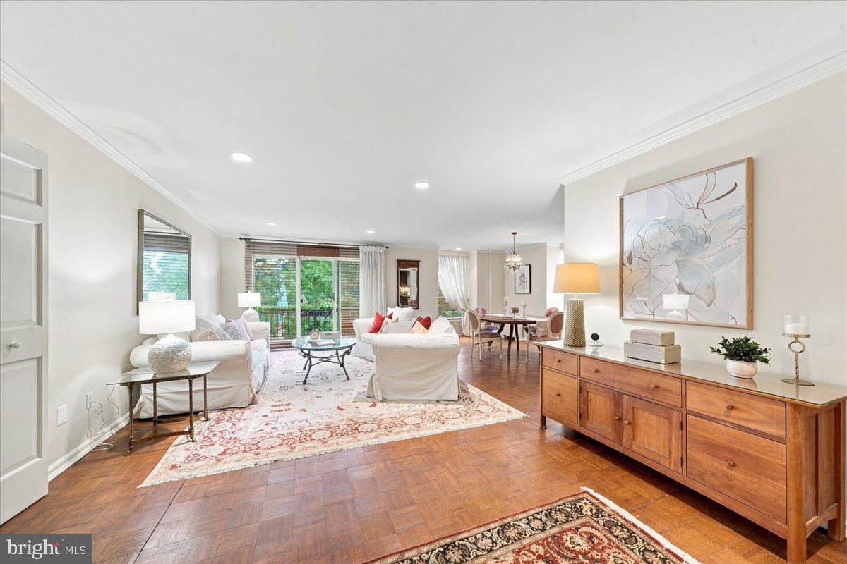 264 W MONTGOMERY AVENUE 304