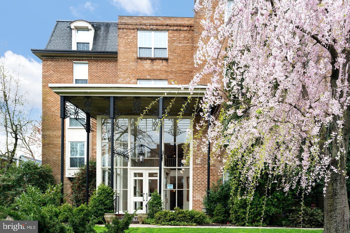 264 W MONTGOMERY AVENUE 304