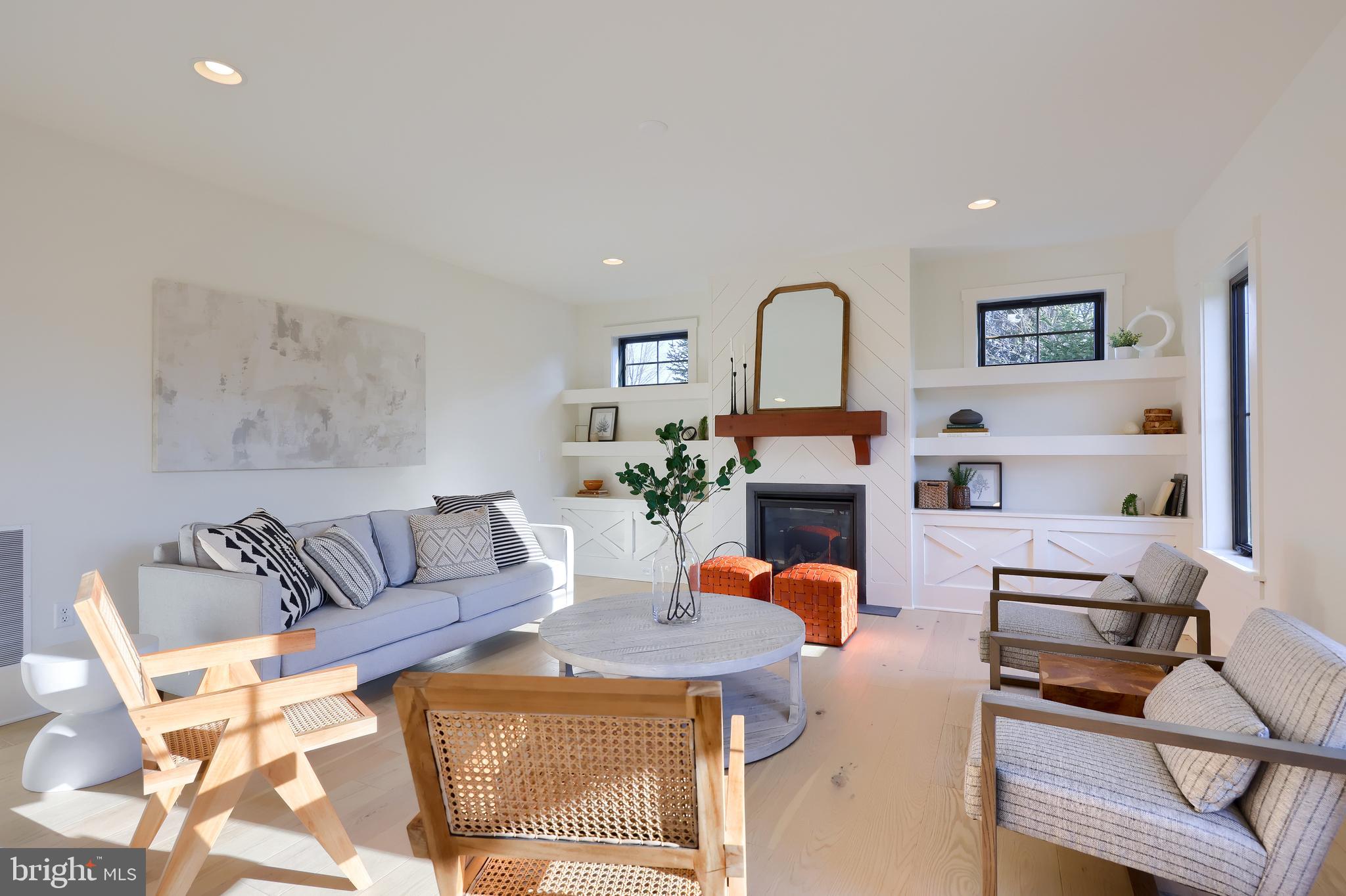 CORNWALL BOROUGH - Residential