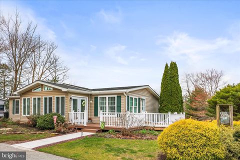 Mobile Home For Sale - 105 Frog Pond Hollow<br/> ABBOTTSTOWN, PA 17301