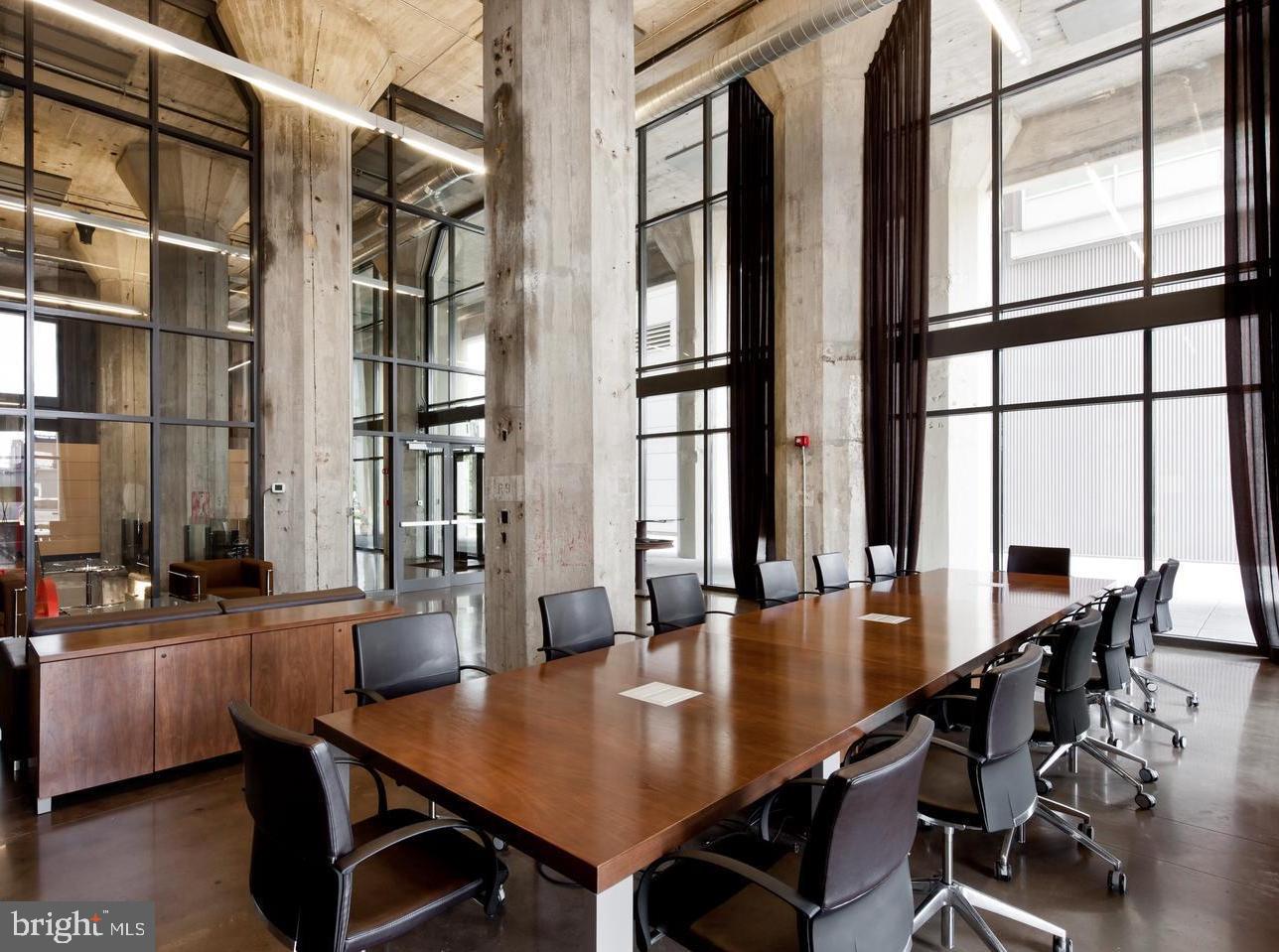 LOCUST POINT - Residential