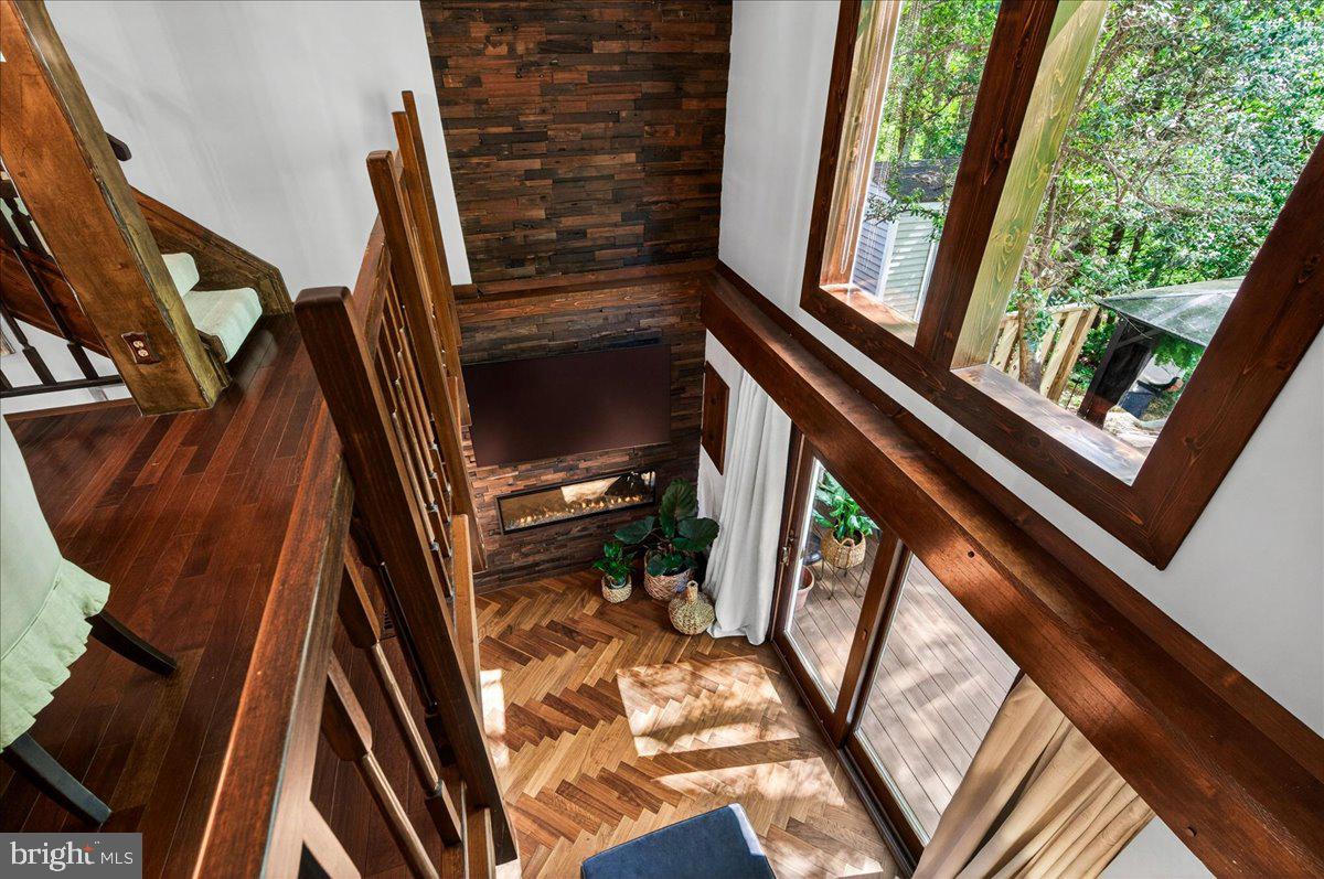 NEWINGTON FOREST - Residential