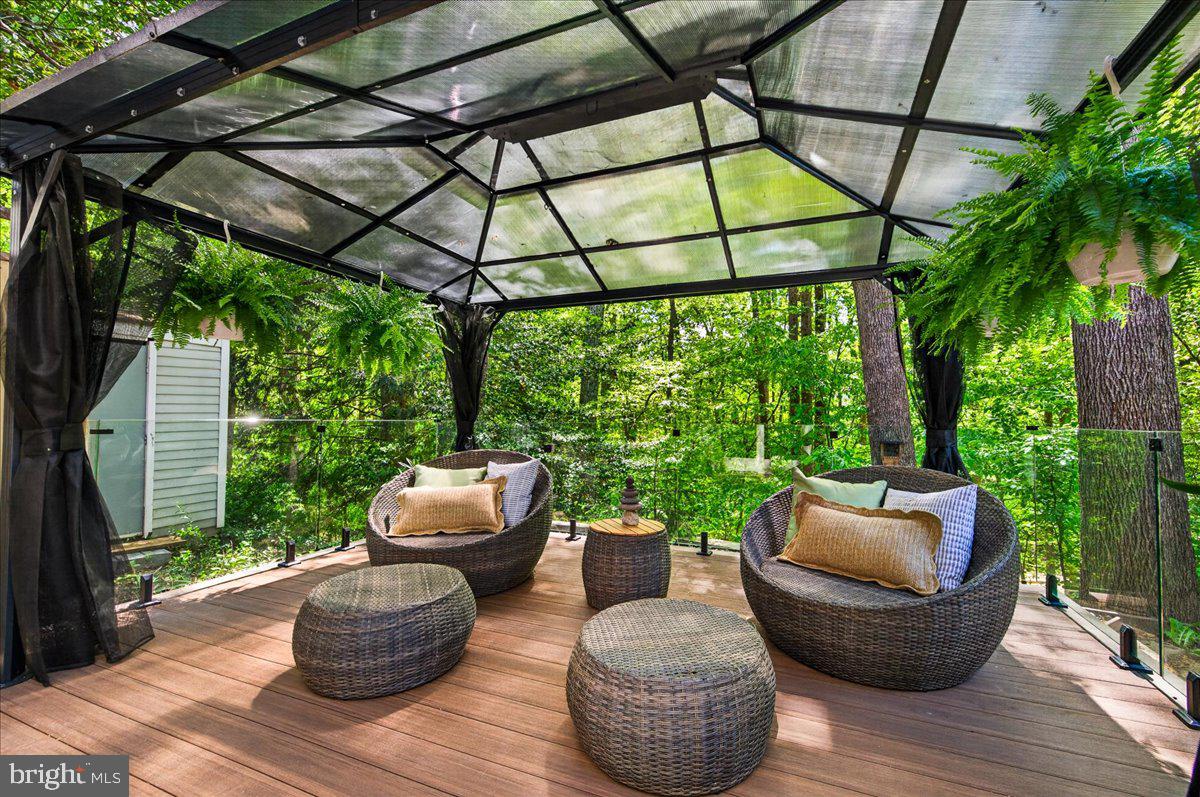 NEWINGTON FOREST - Residential