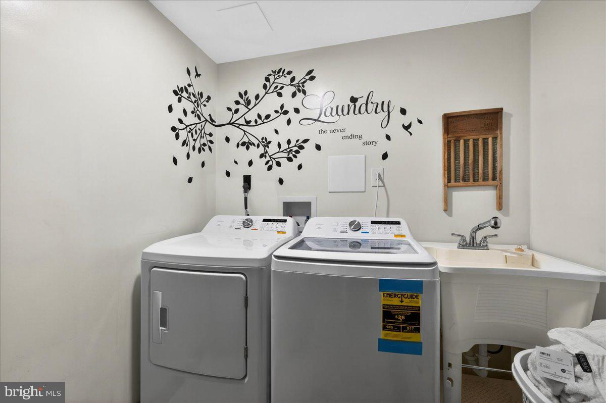 NEWINGTON FOREST - Residential