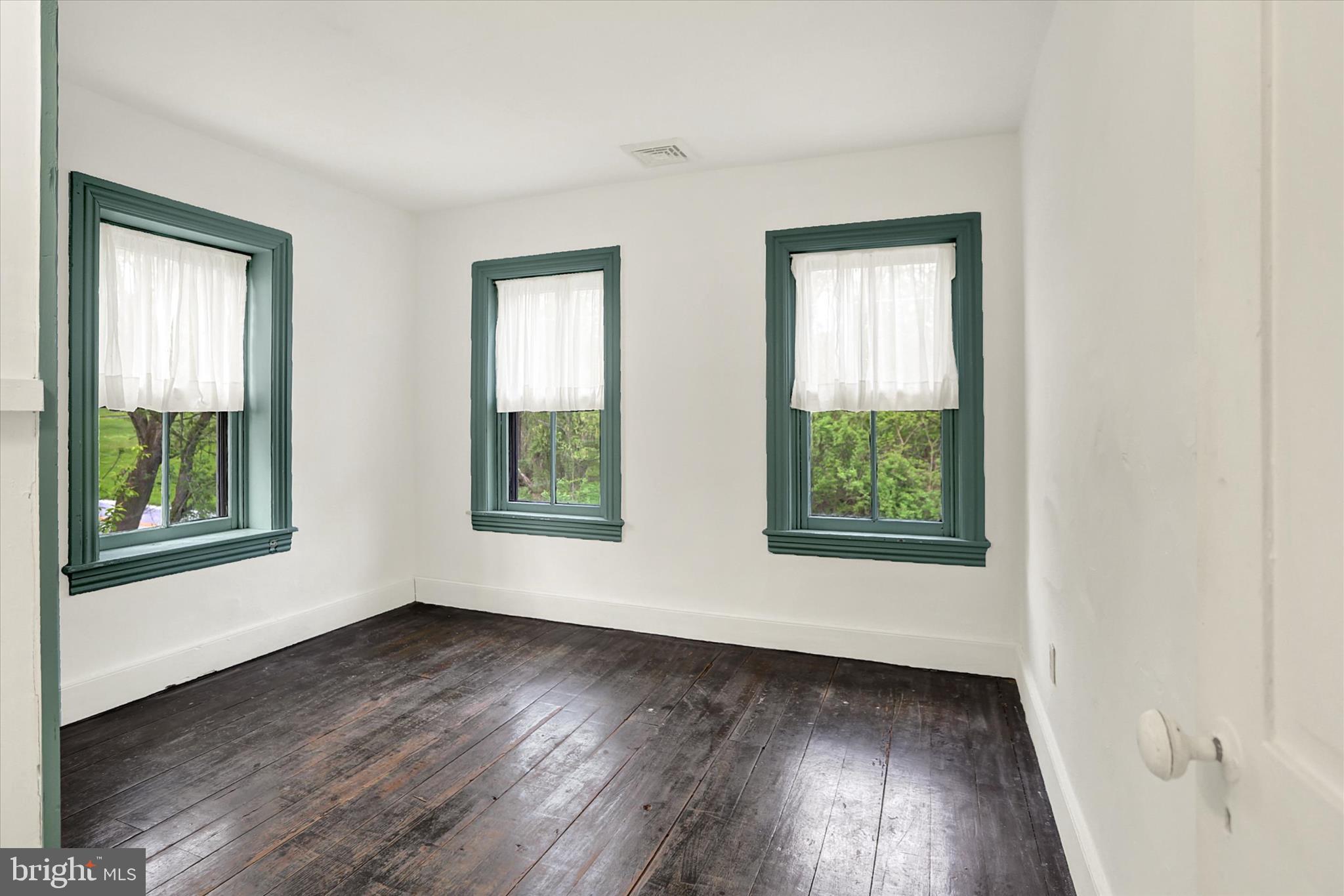 DILLSBURG - Residential