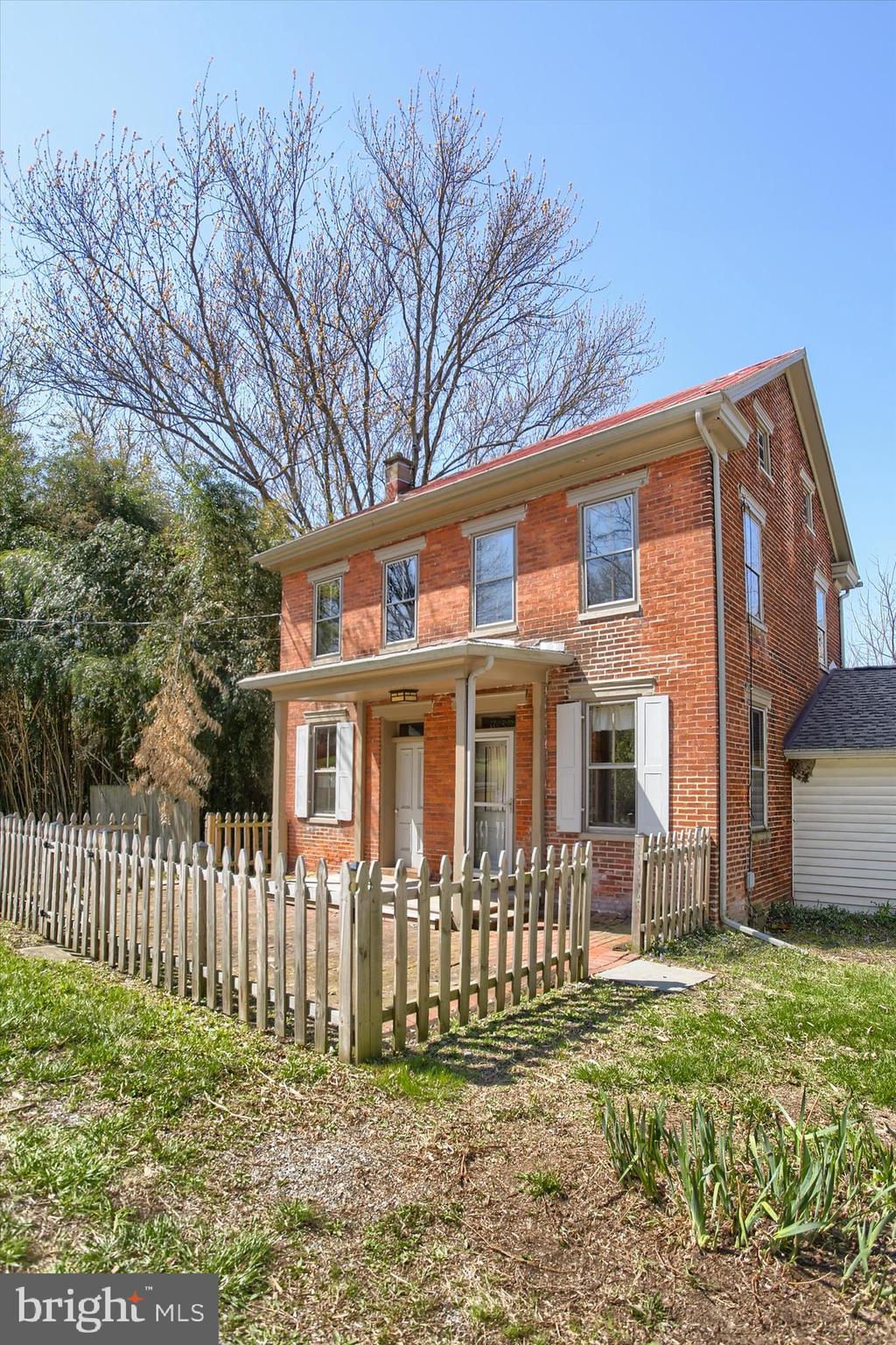 DILLSBURG - Residential