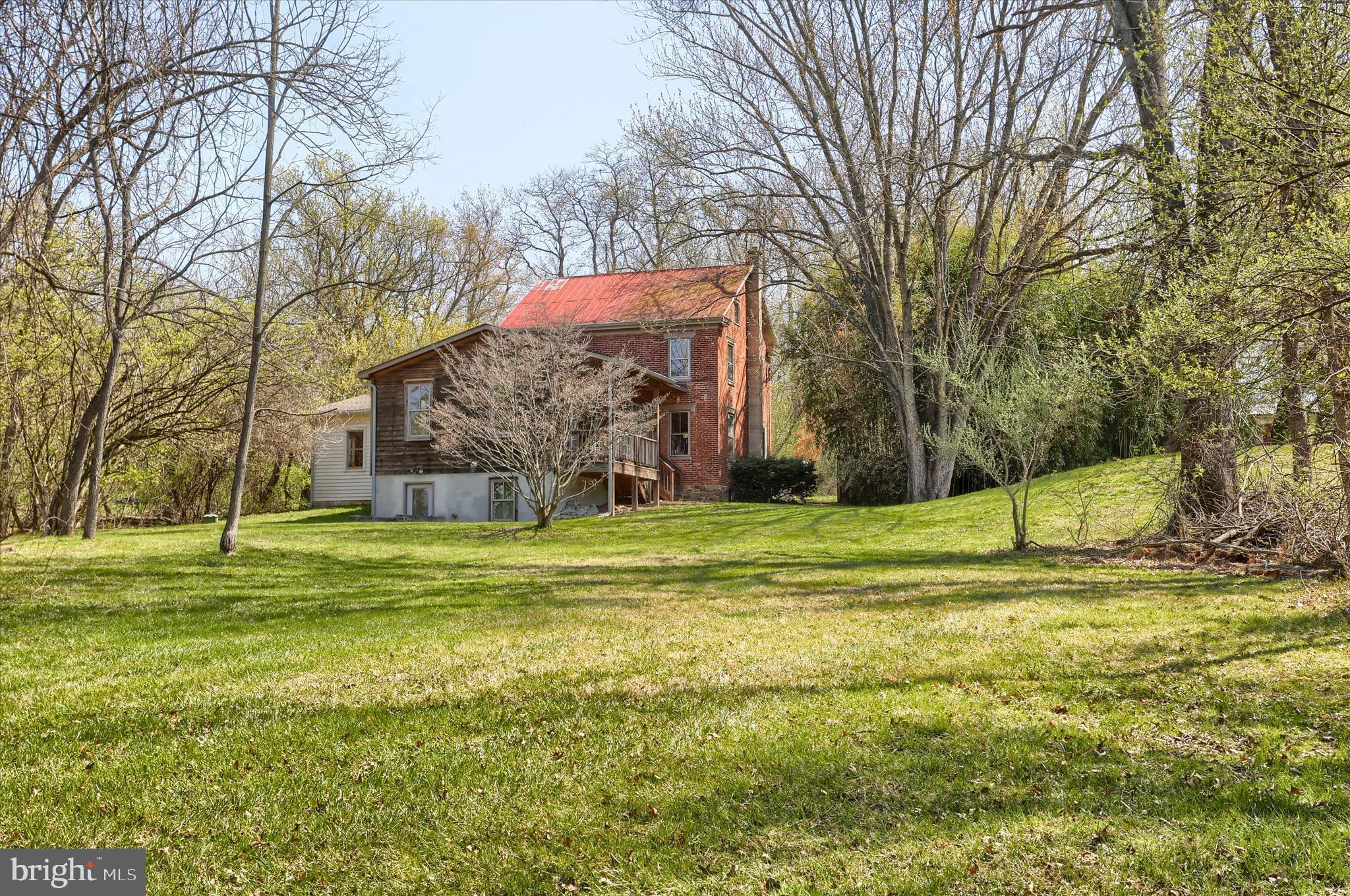 DILLSBURG - Residential