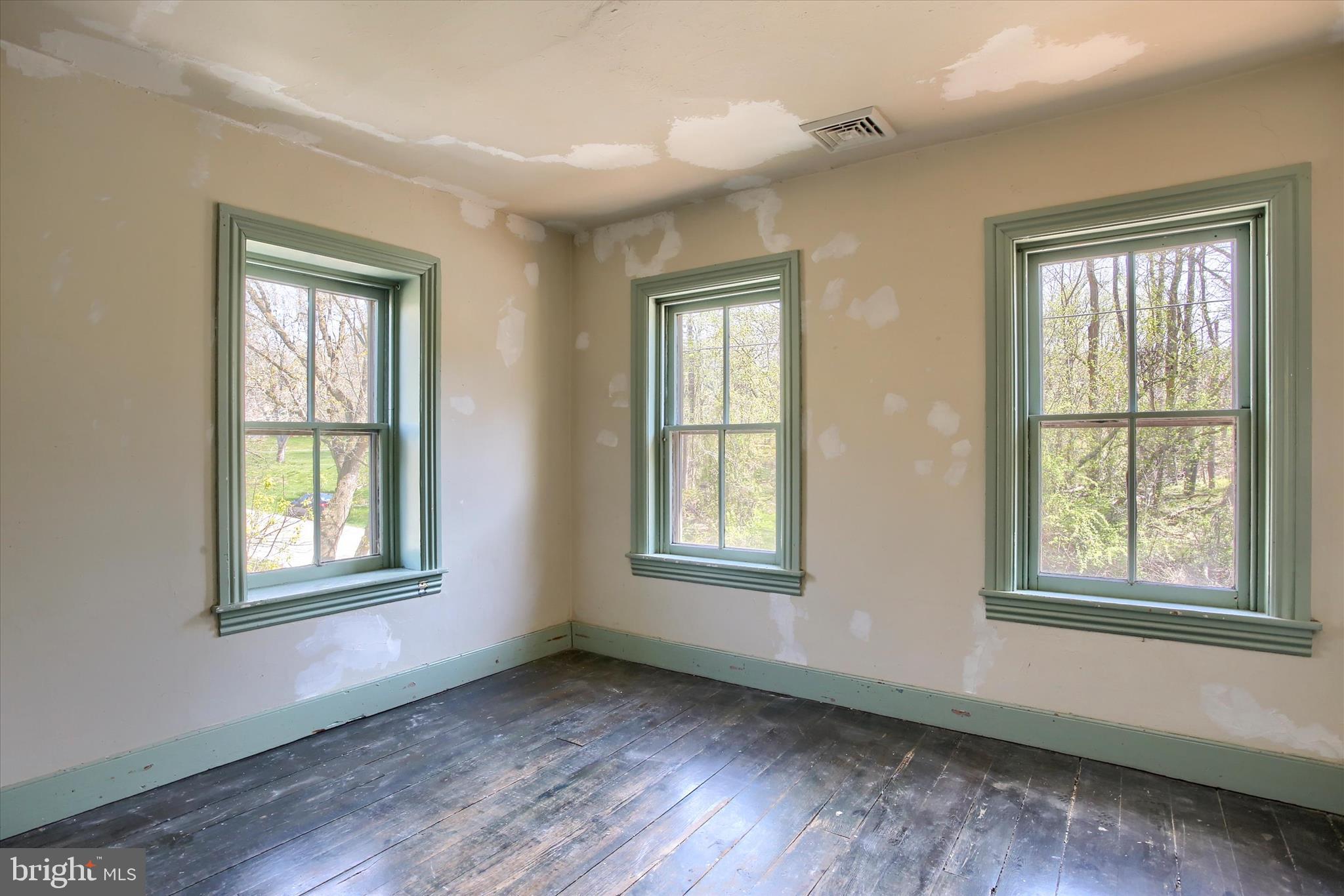 DILLSBURG - Residential