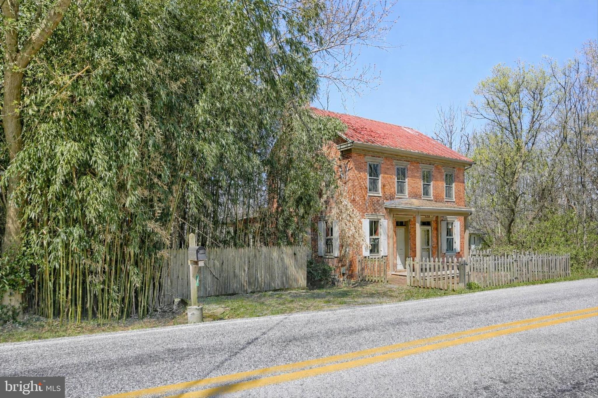 DILLSBURG - Residential