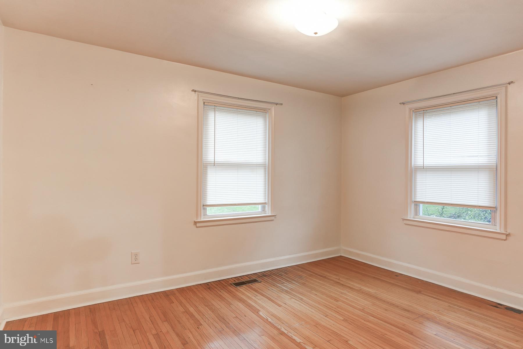 CAMP HILL BOROUGH - Residential Lease