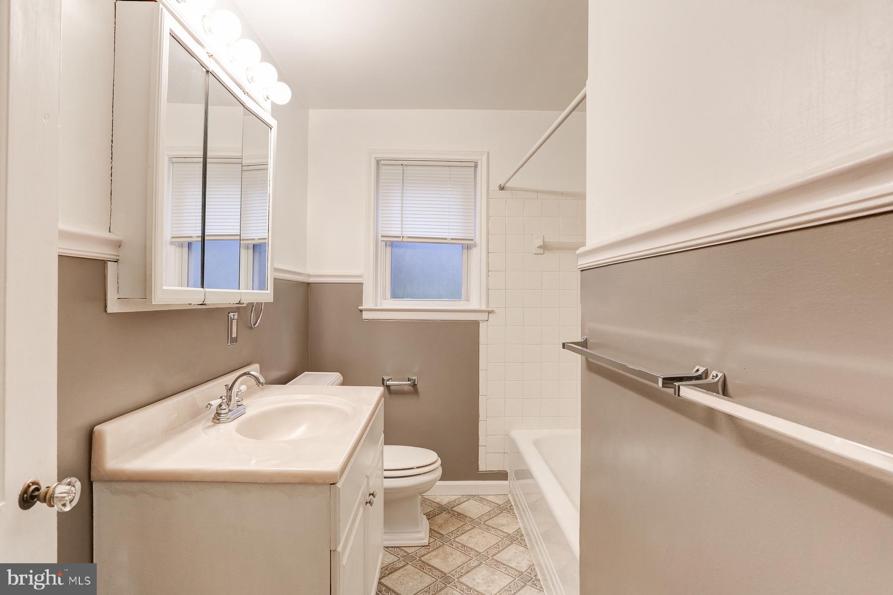 CAMP HILL BOROUGH - Residential Lease