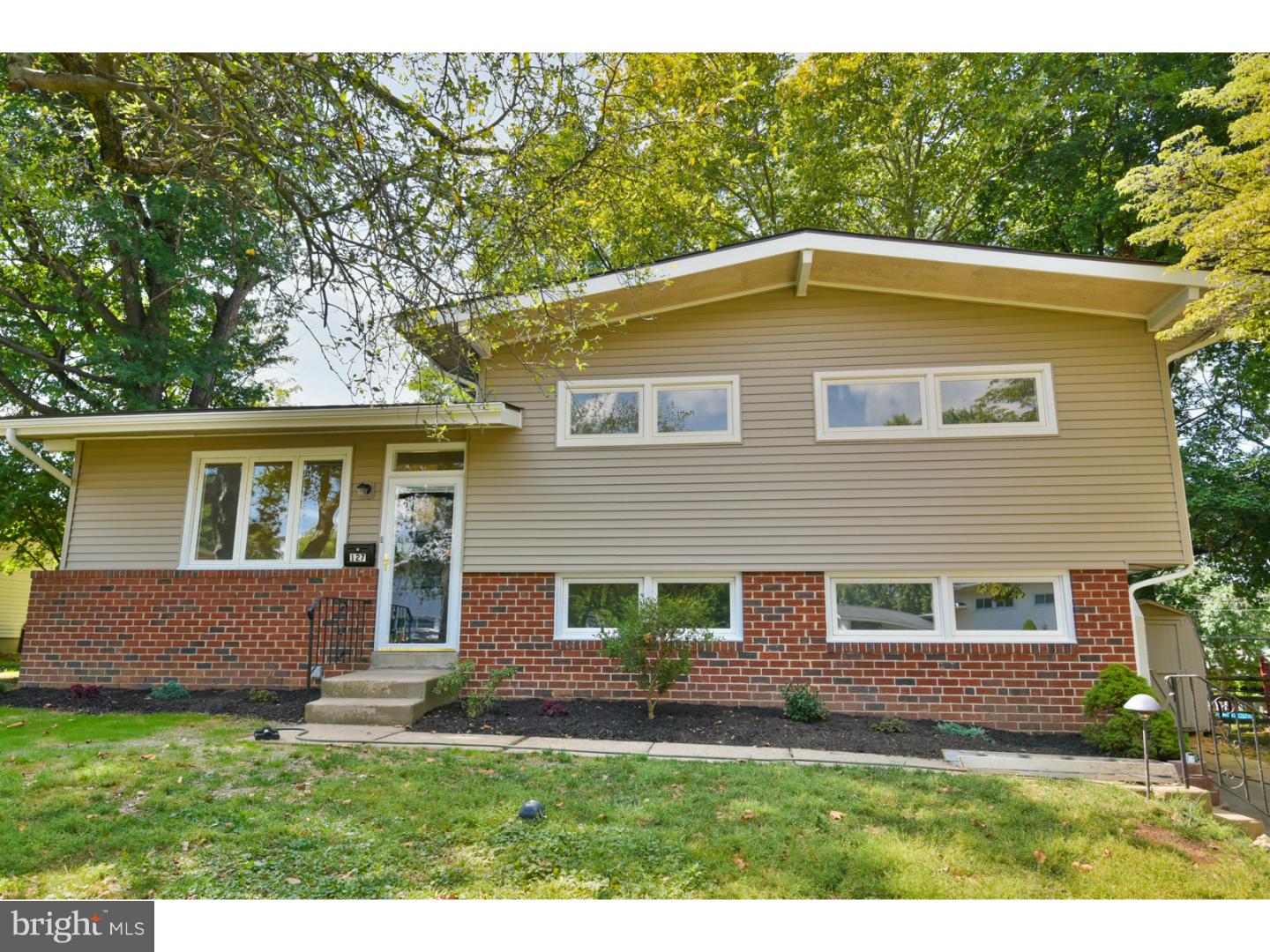 PLYMOUTH PARK - Residential