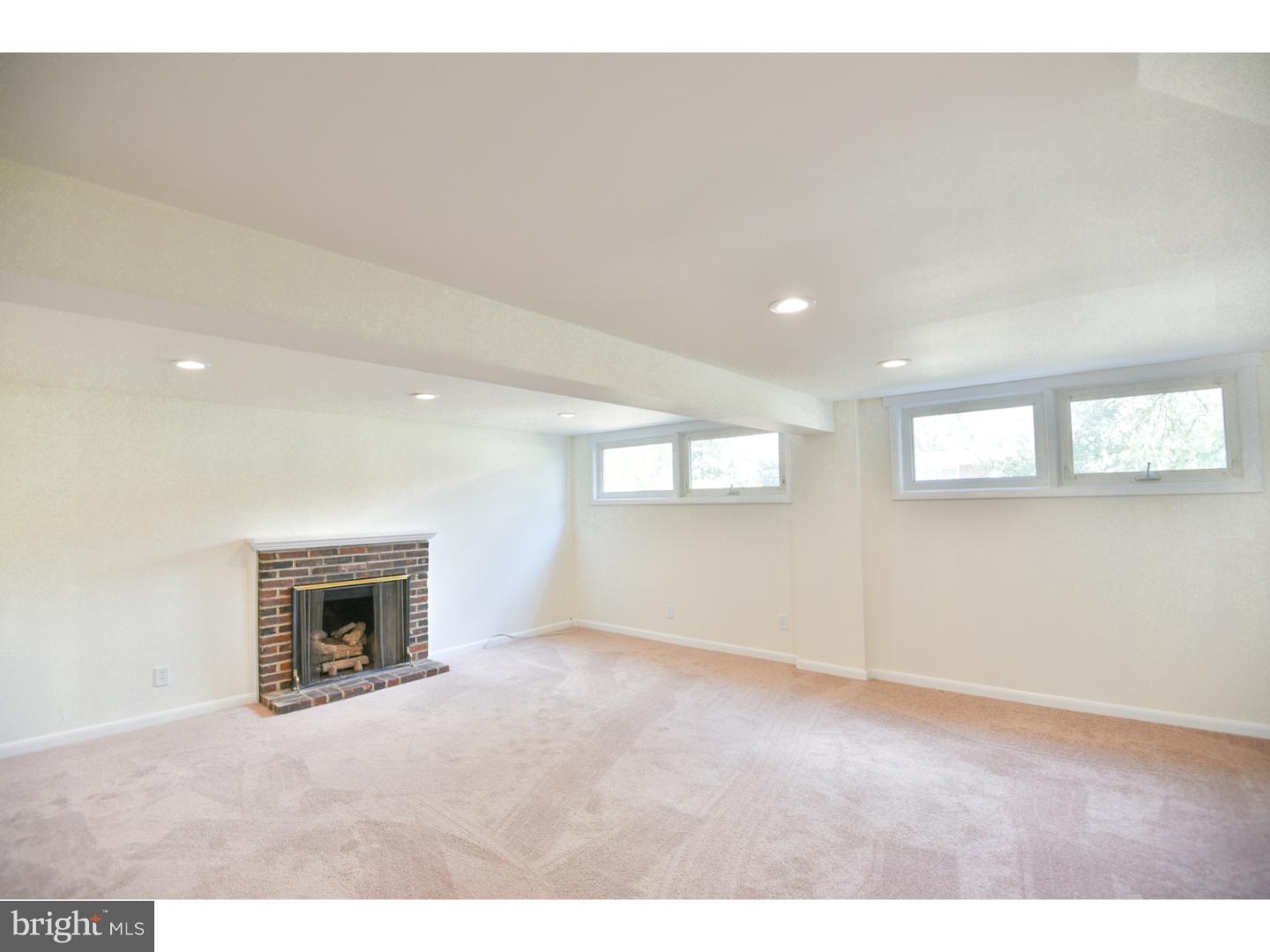 PLYMOUTH PARK - Residential