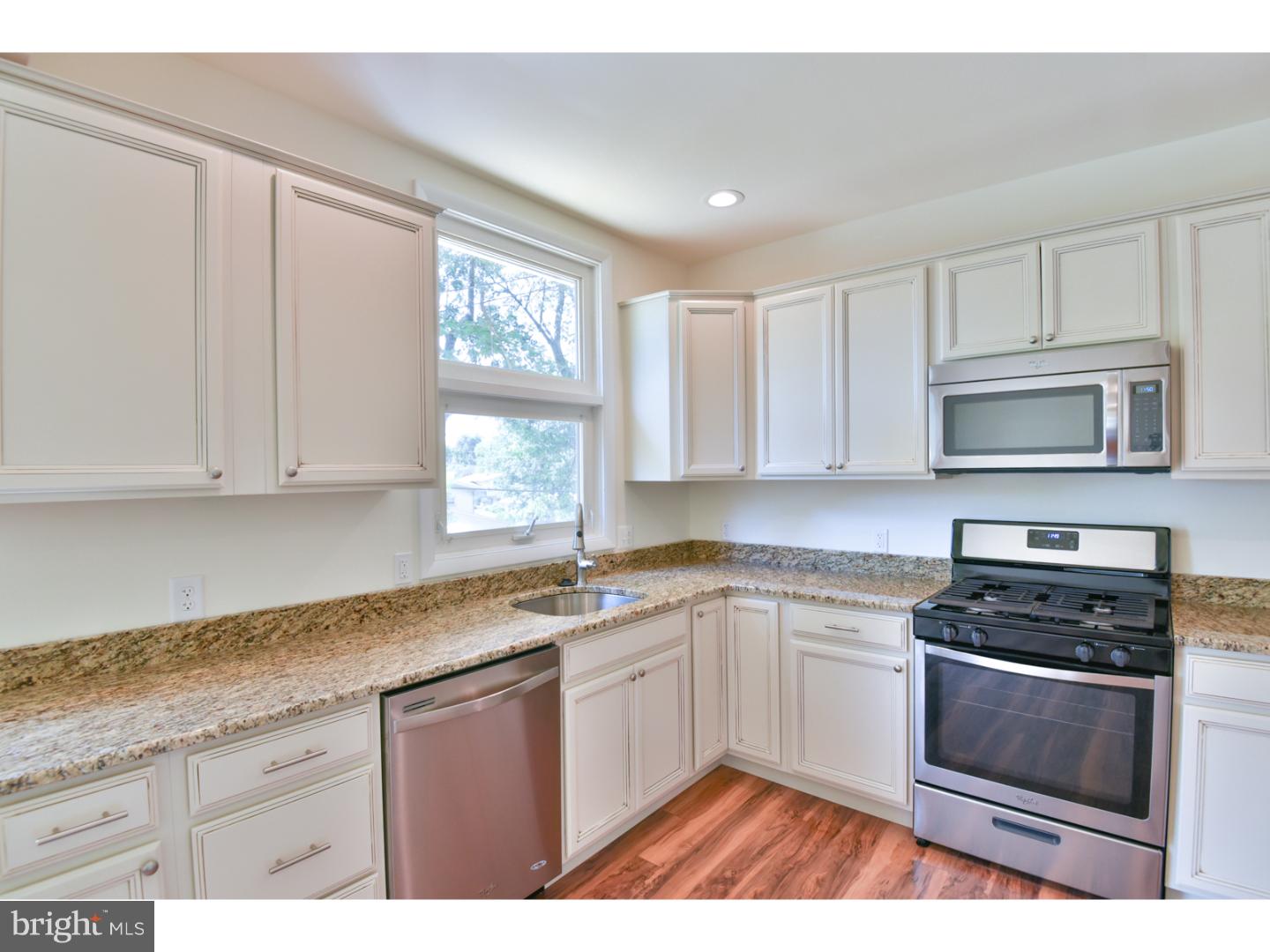 PLYMOUTH PARK - Residential