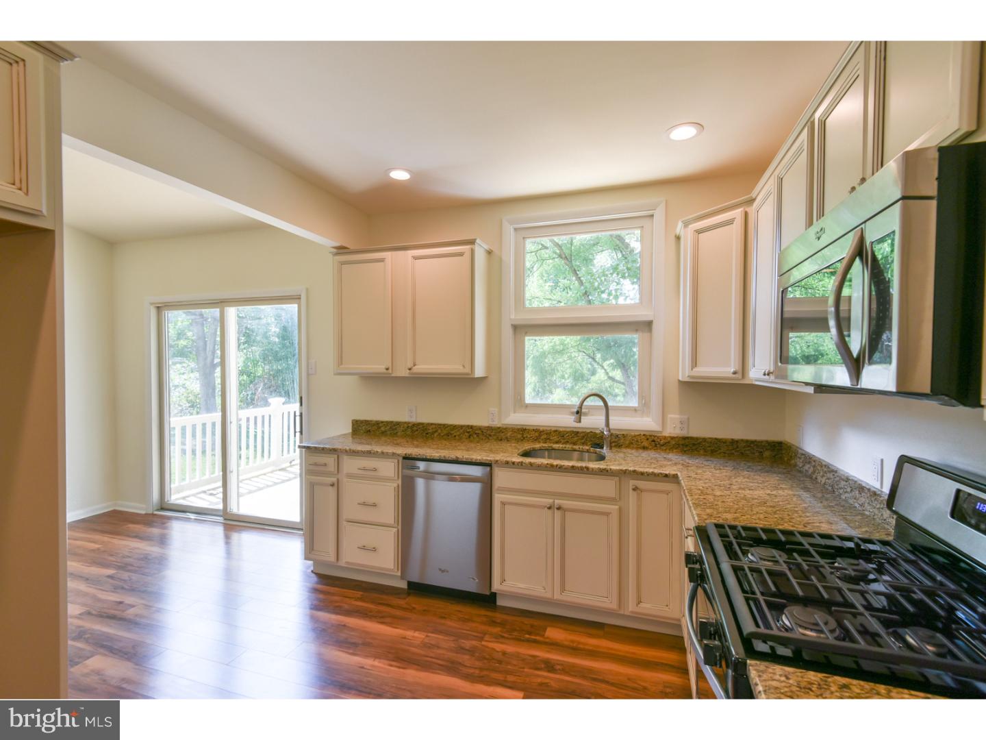 PLYMOUTH PARK - Residential