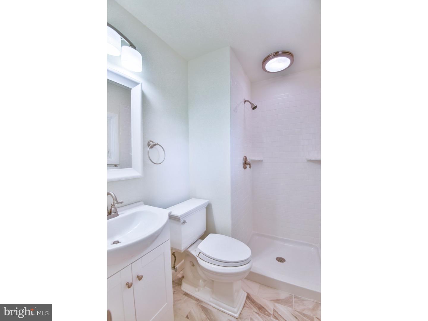 PLYMOUTH PARK - Residential