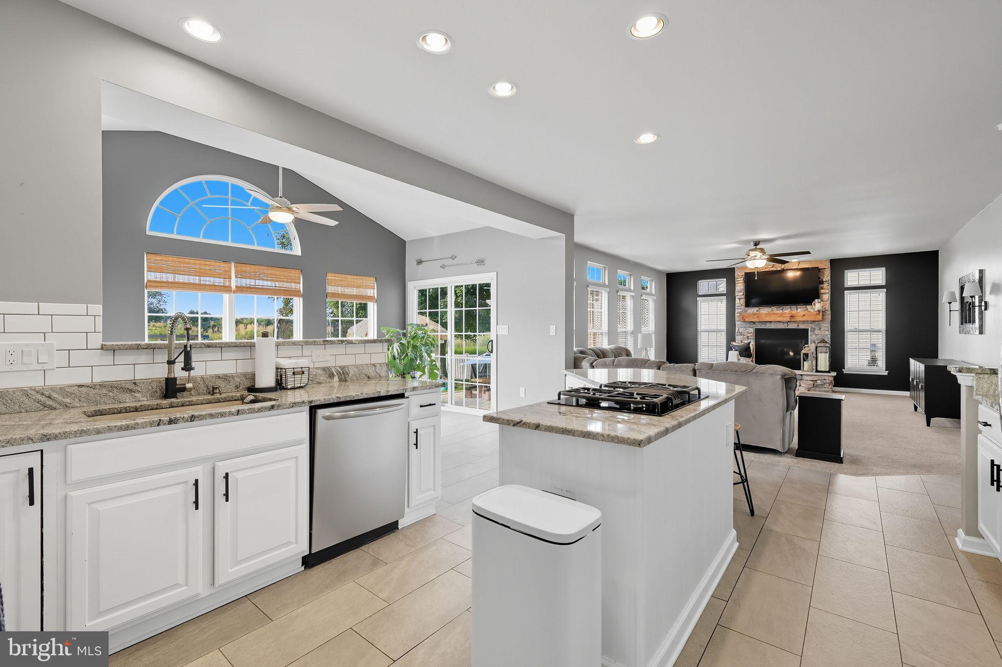 COX CREEK LANDING - Residential