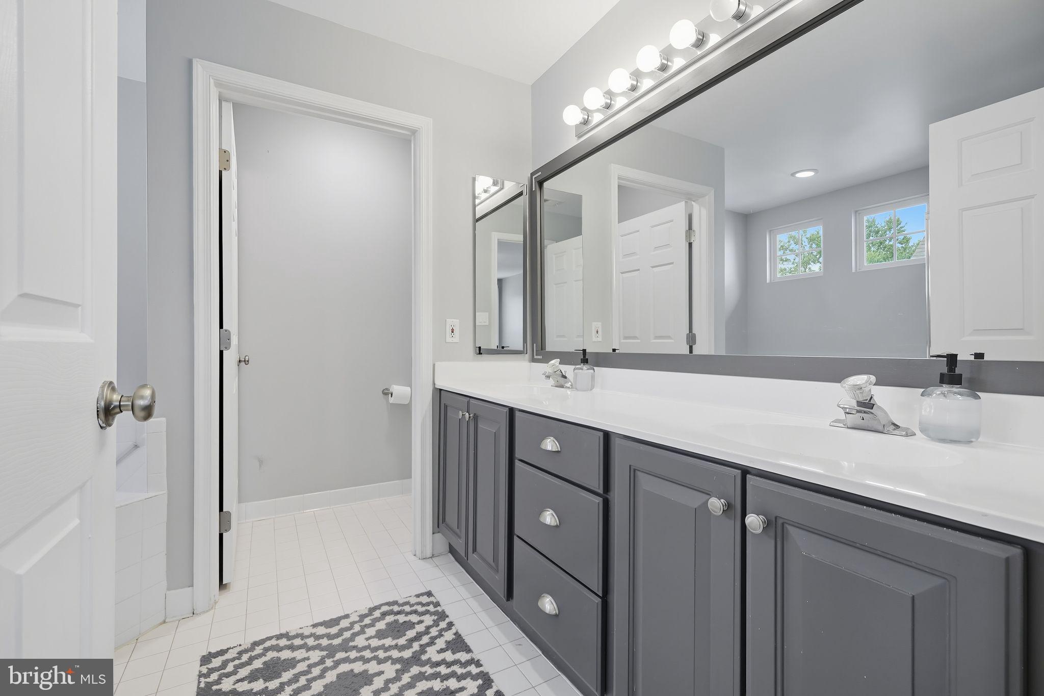 COX CREEK LANDING - Residential