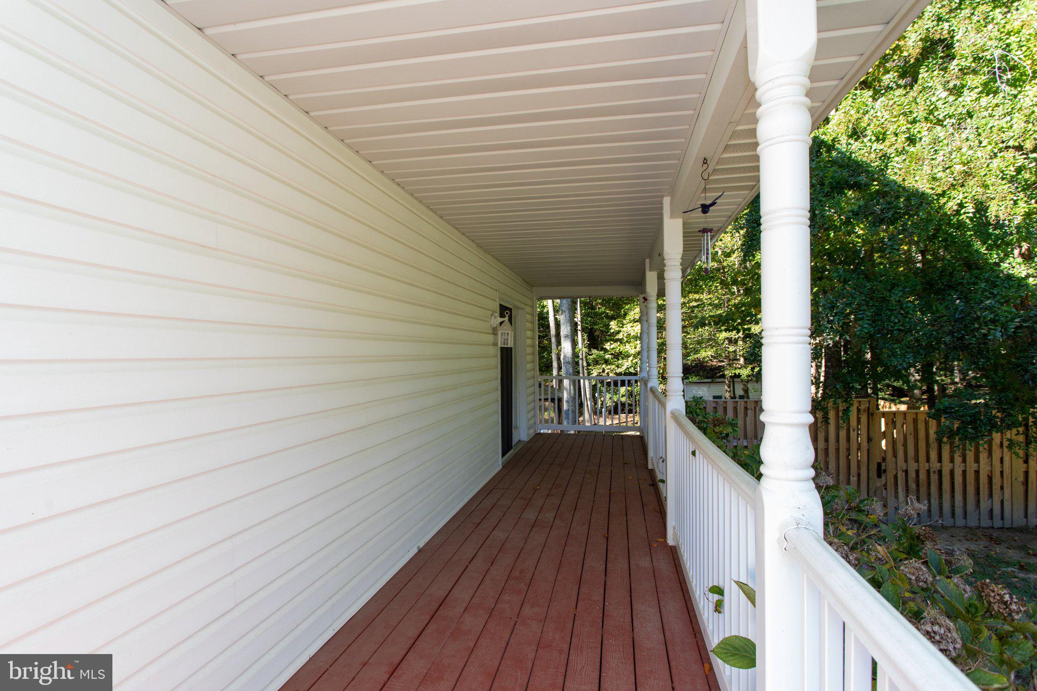 1009 WALES DRIVE