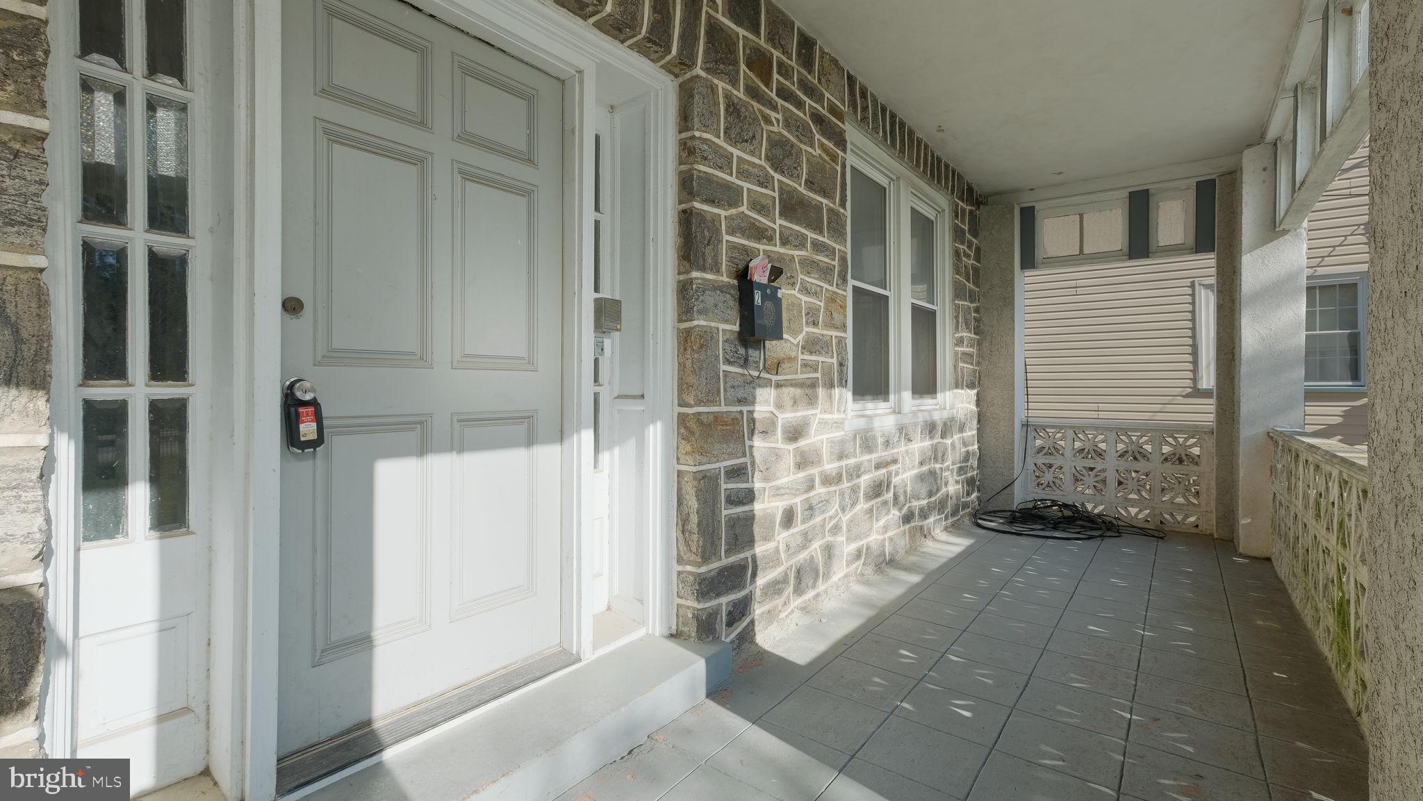 307 W WAYNE AVENUE