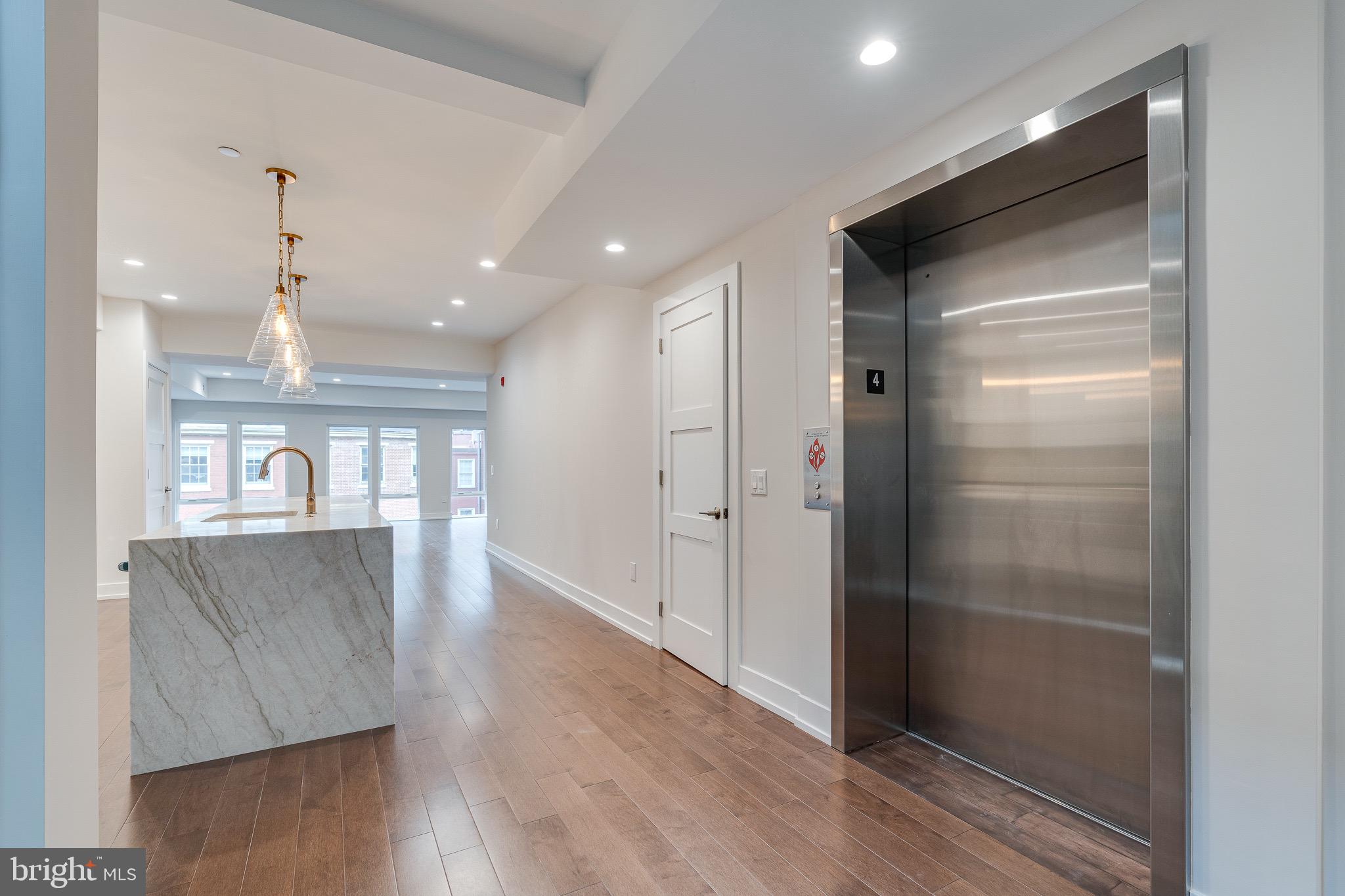 PHILADELPHIA (WEST) - Residential