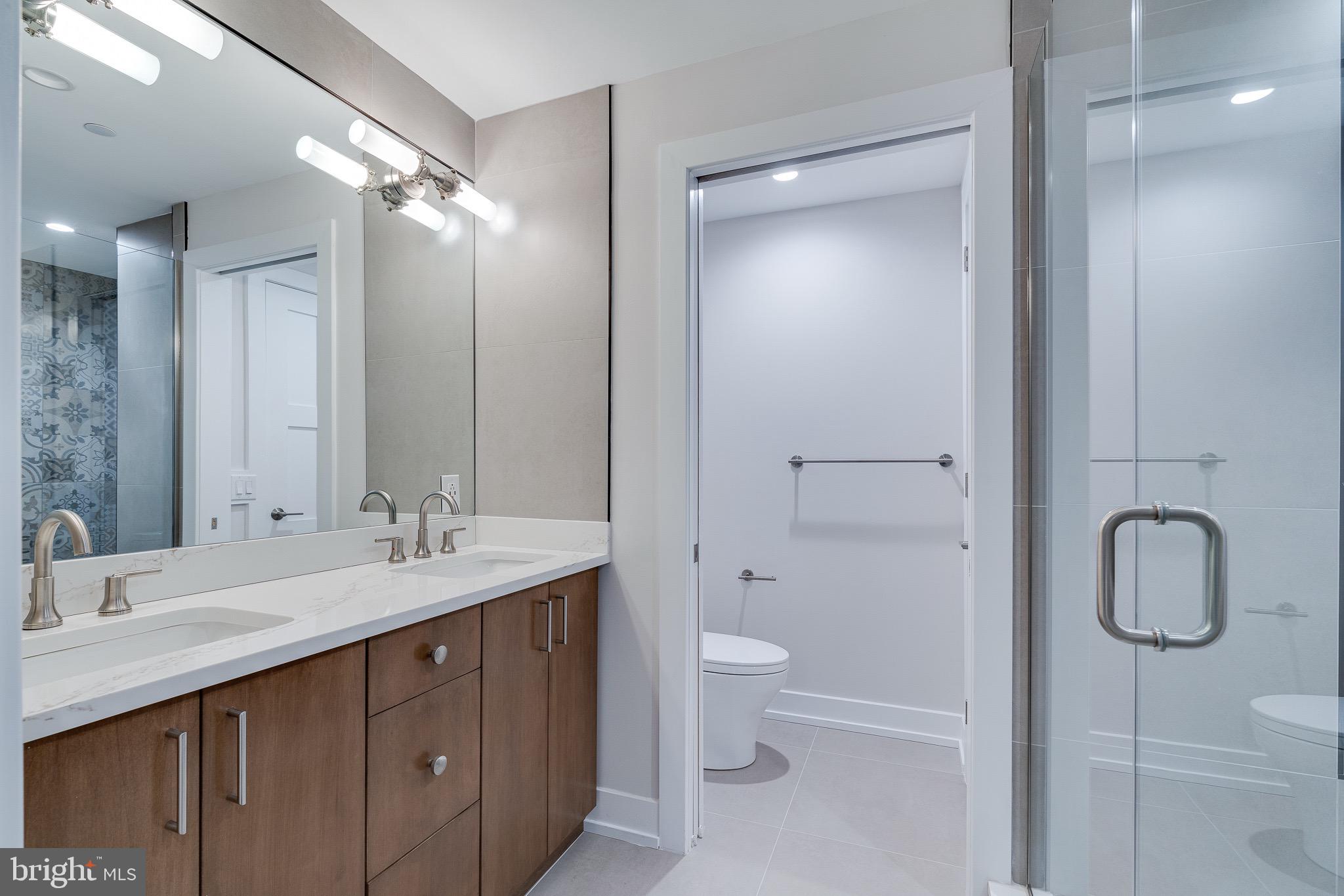 PHILADELPHIA (WEST) - Residential