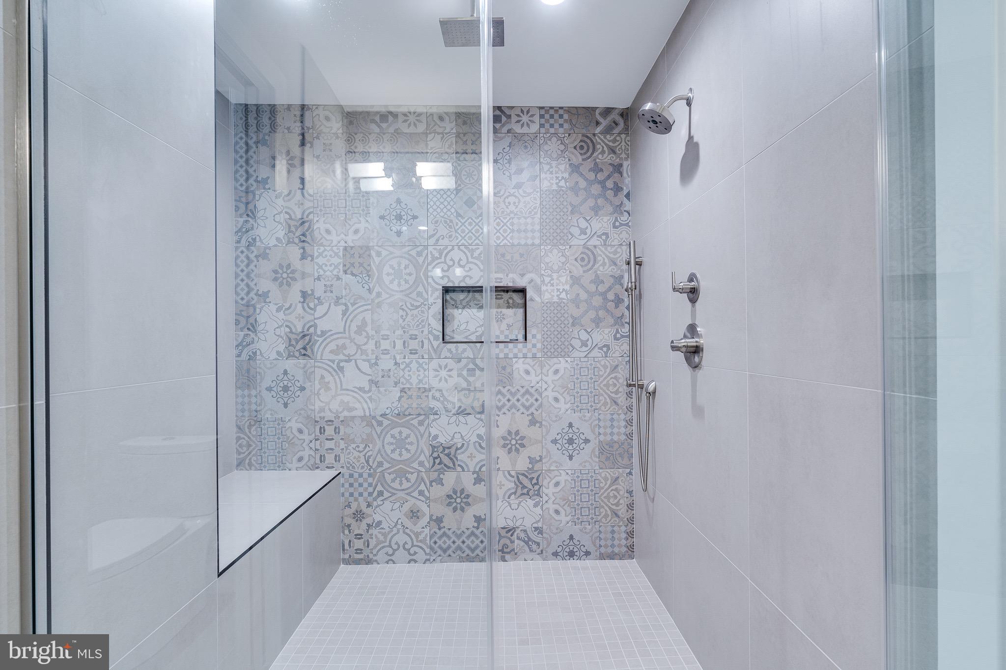 PHILADELPHIA (WEST) - Residential