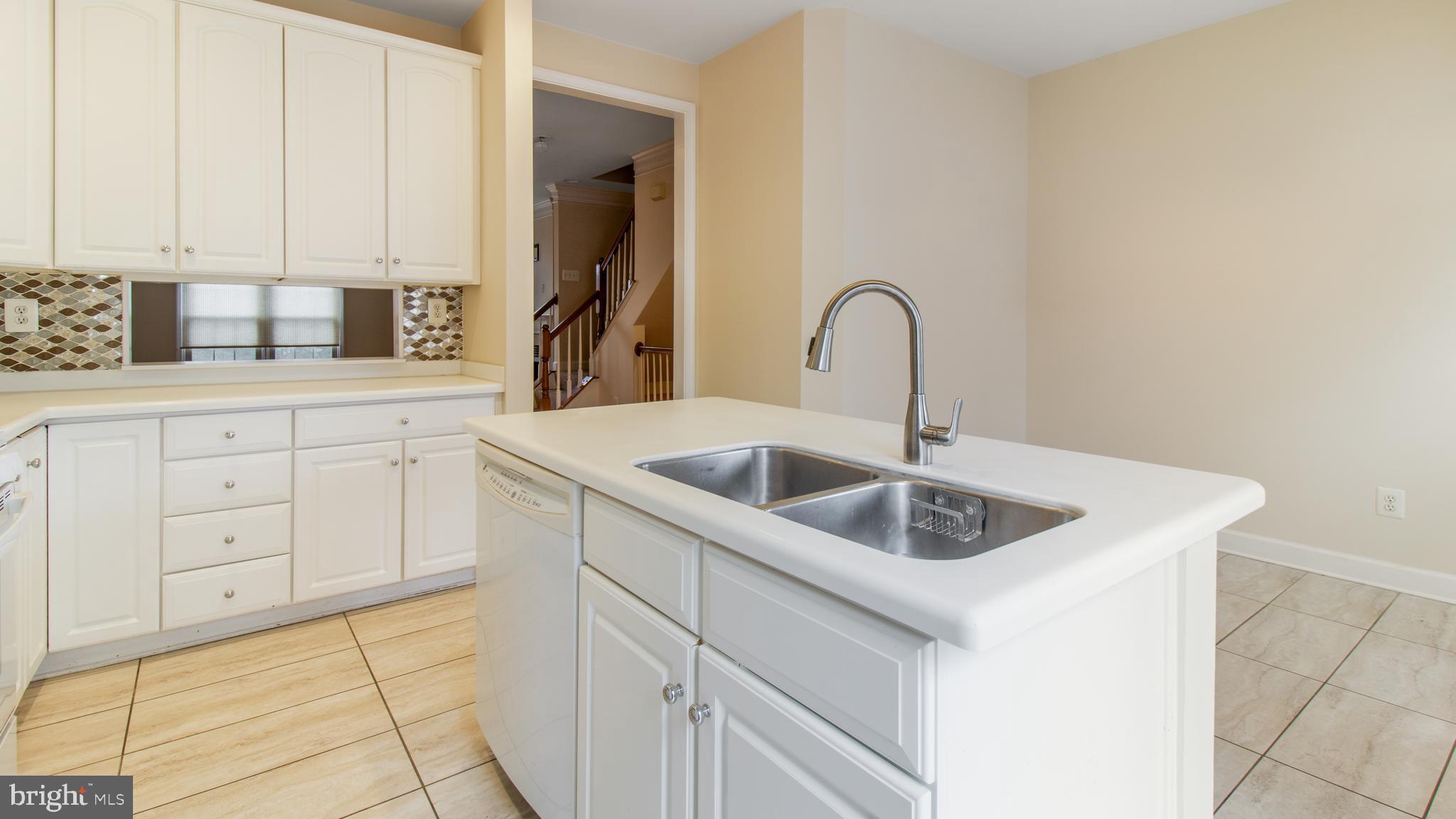 FALLSGROVE - Residential Lease