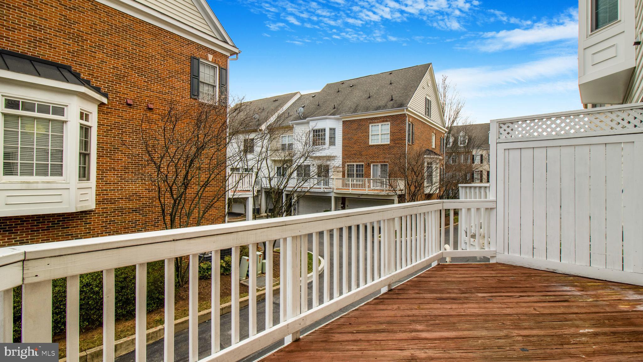 FALLSGROVE - Residential Lease