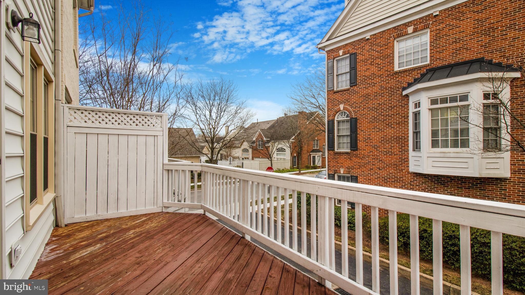 FALLSGROVE - Residential Lease