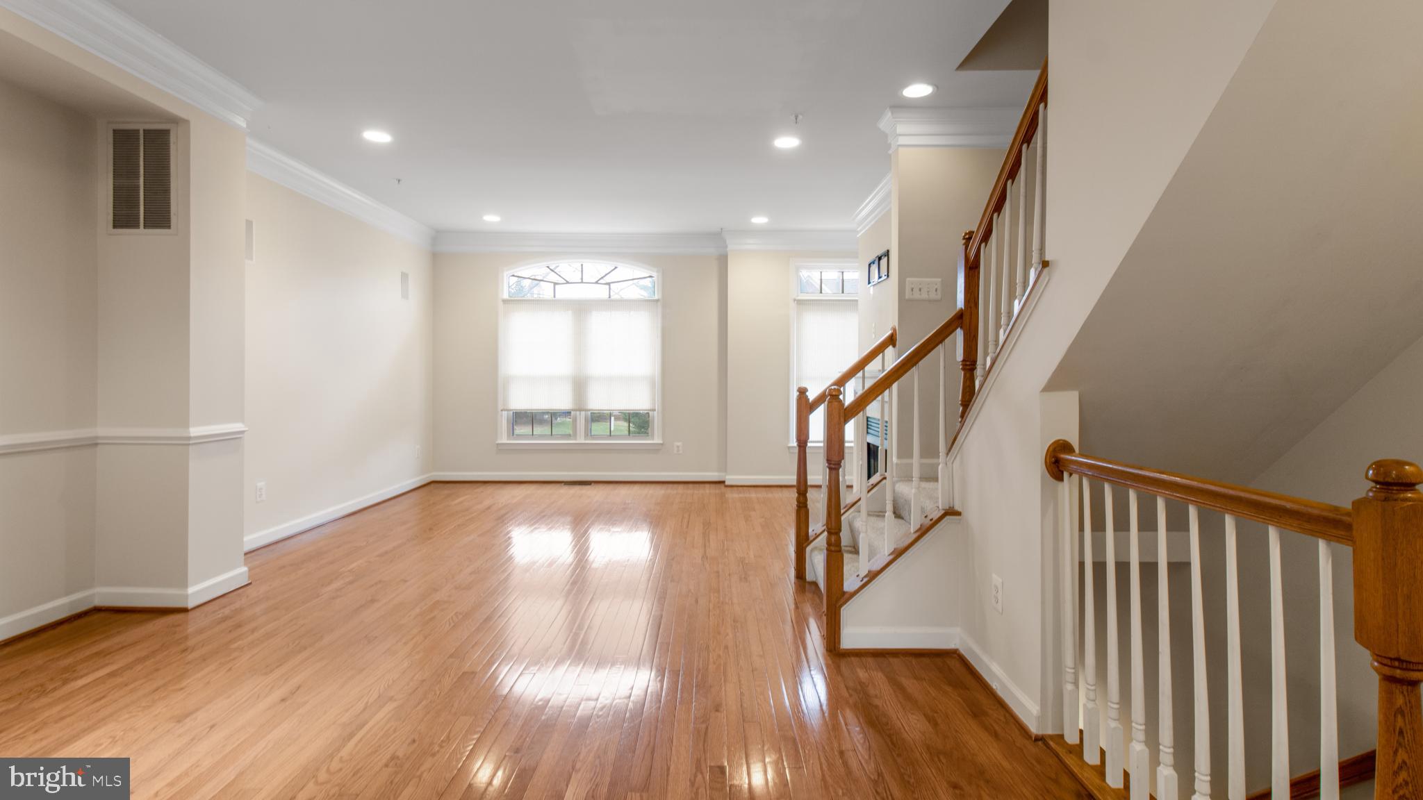 FALLSGROVE - Residential Lease