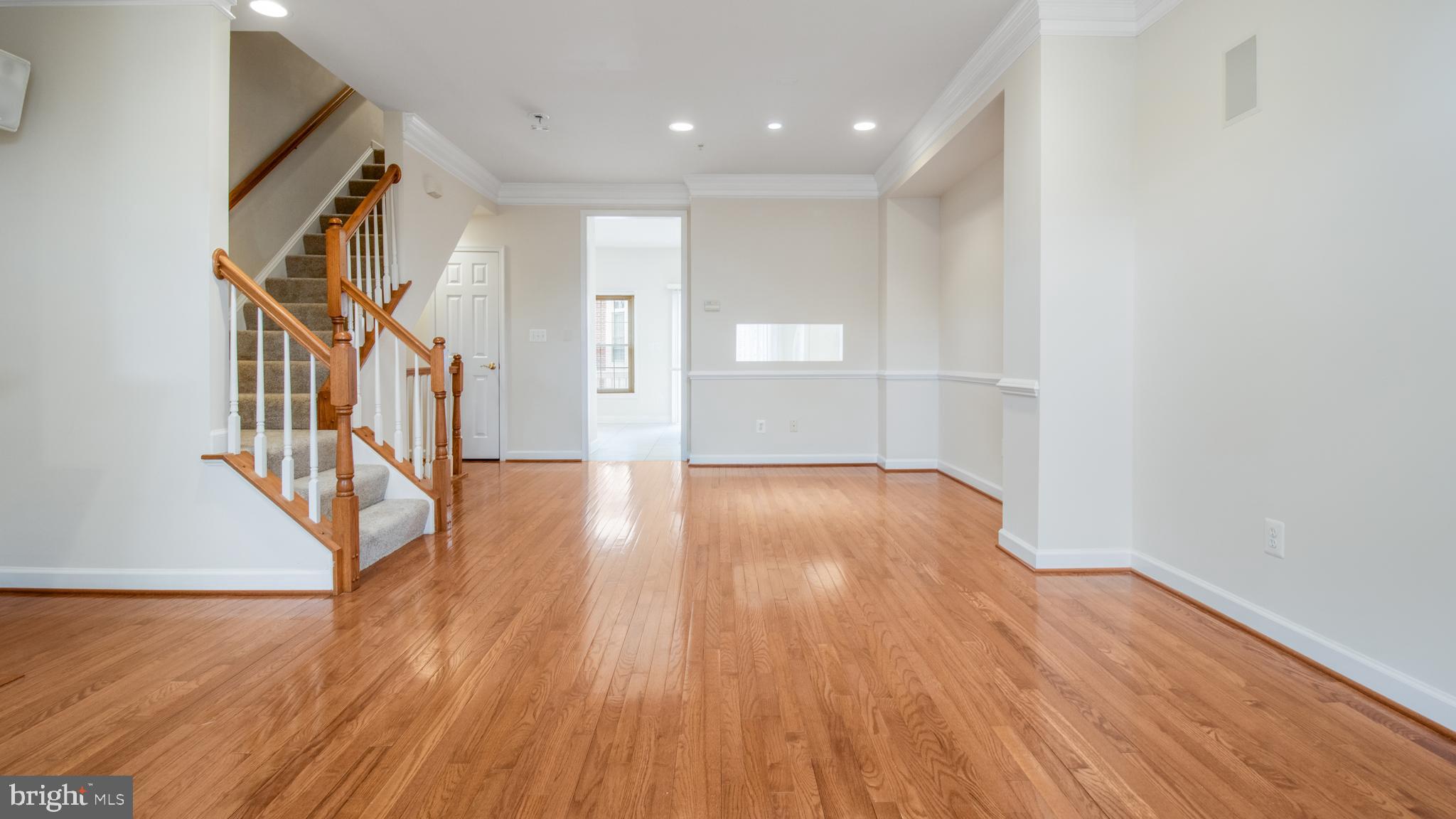 FALLSGROVE - Residential Lease